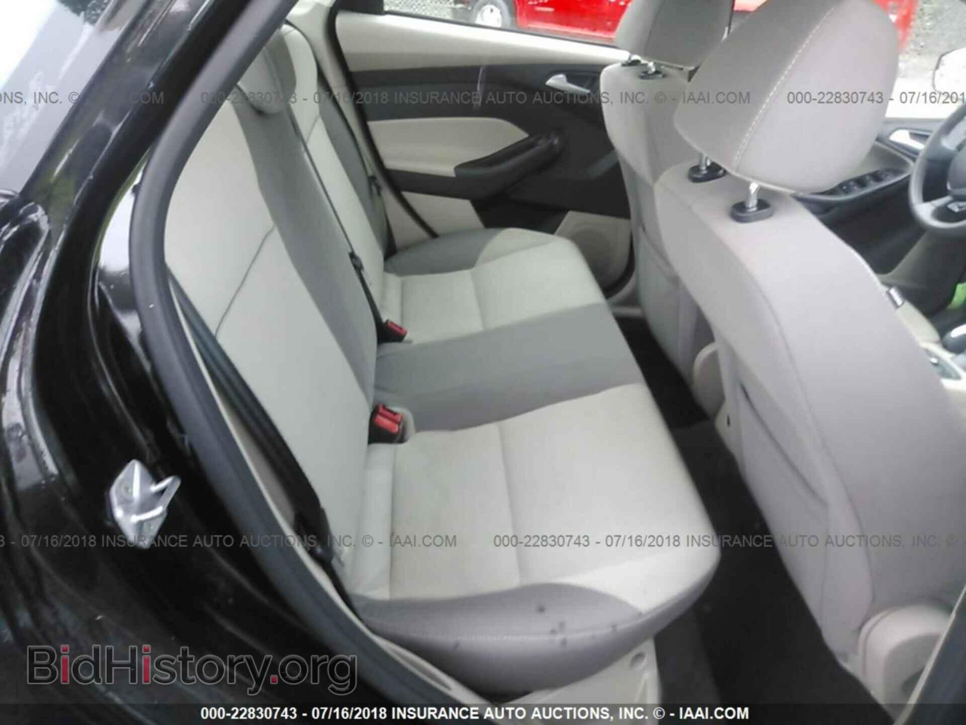 2013 Ford Focus - VIN: 1FADP3F22DL369816 - Photo 8