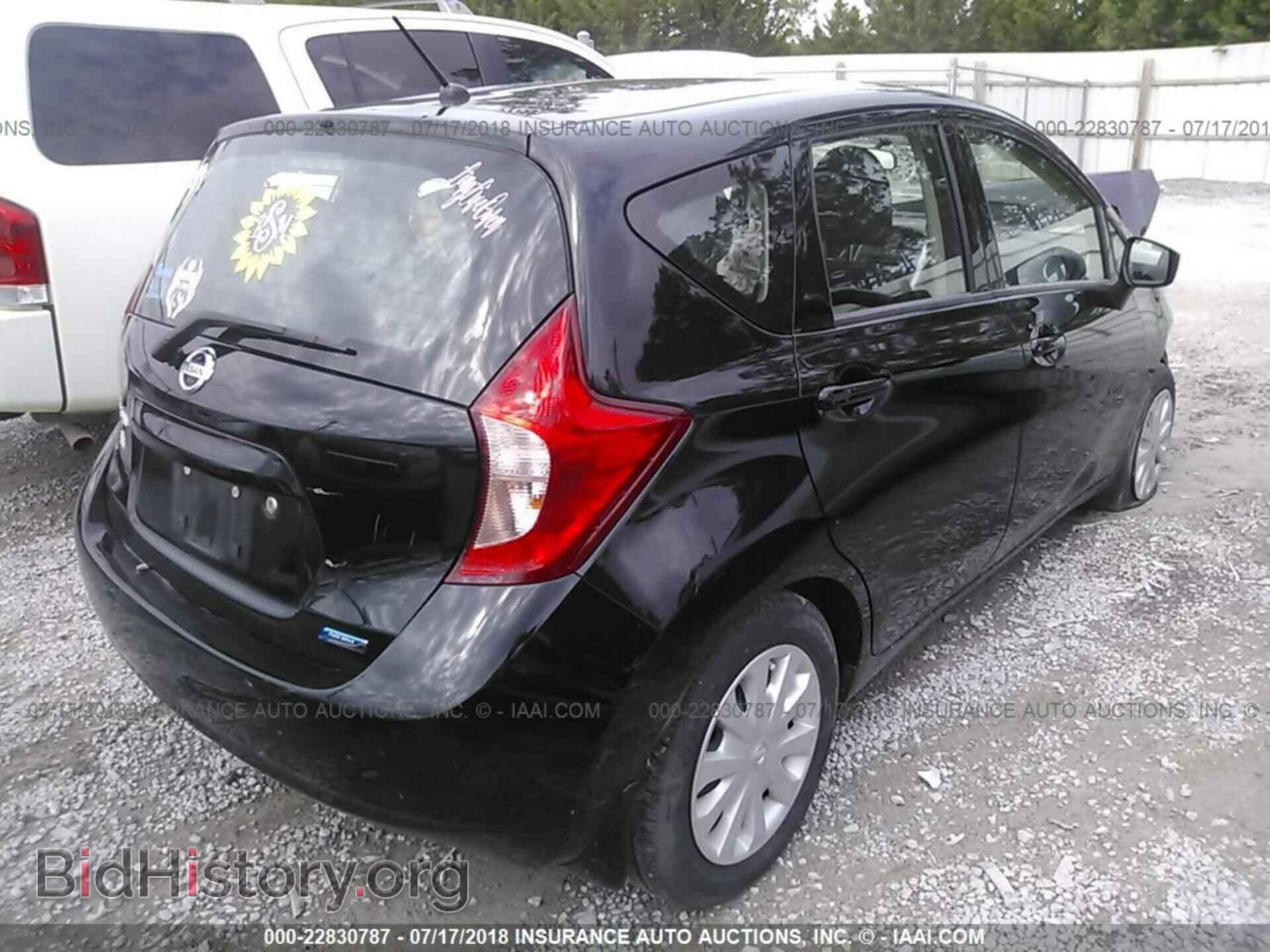 2016 Nissan Versa note - VIN: 3N1CE2CP3GL379112 - Фото 4
