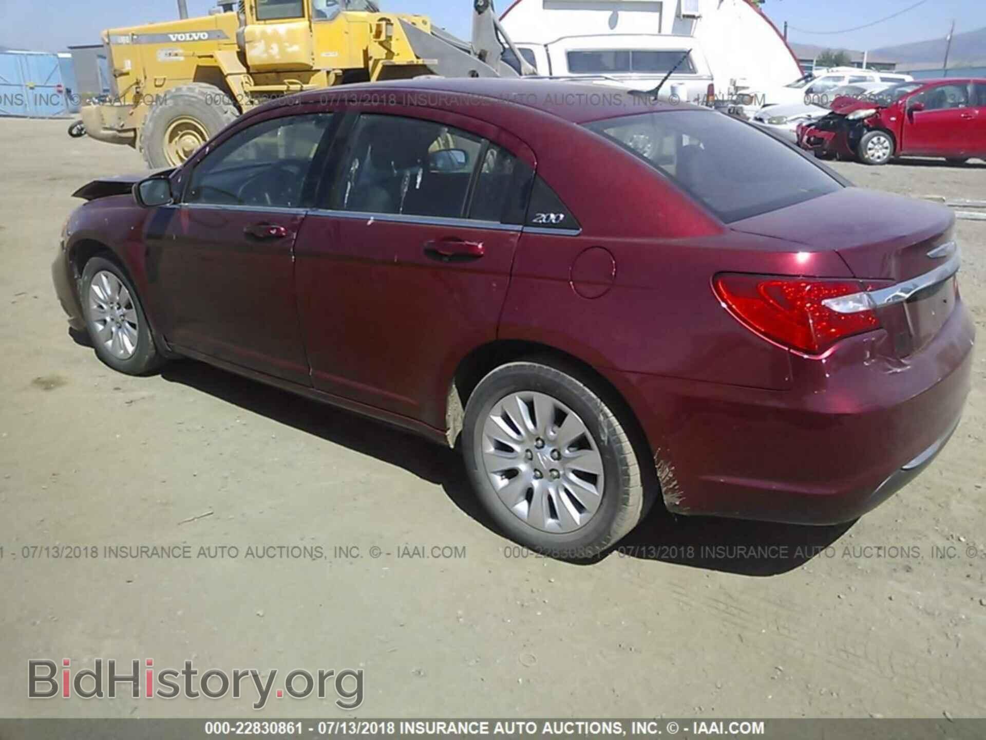2014 Chrysler 200 - VIN: 1C3CCBAB6EN211394 - Фото 3