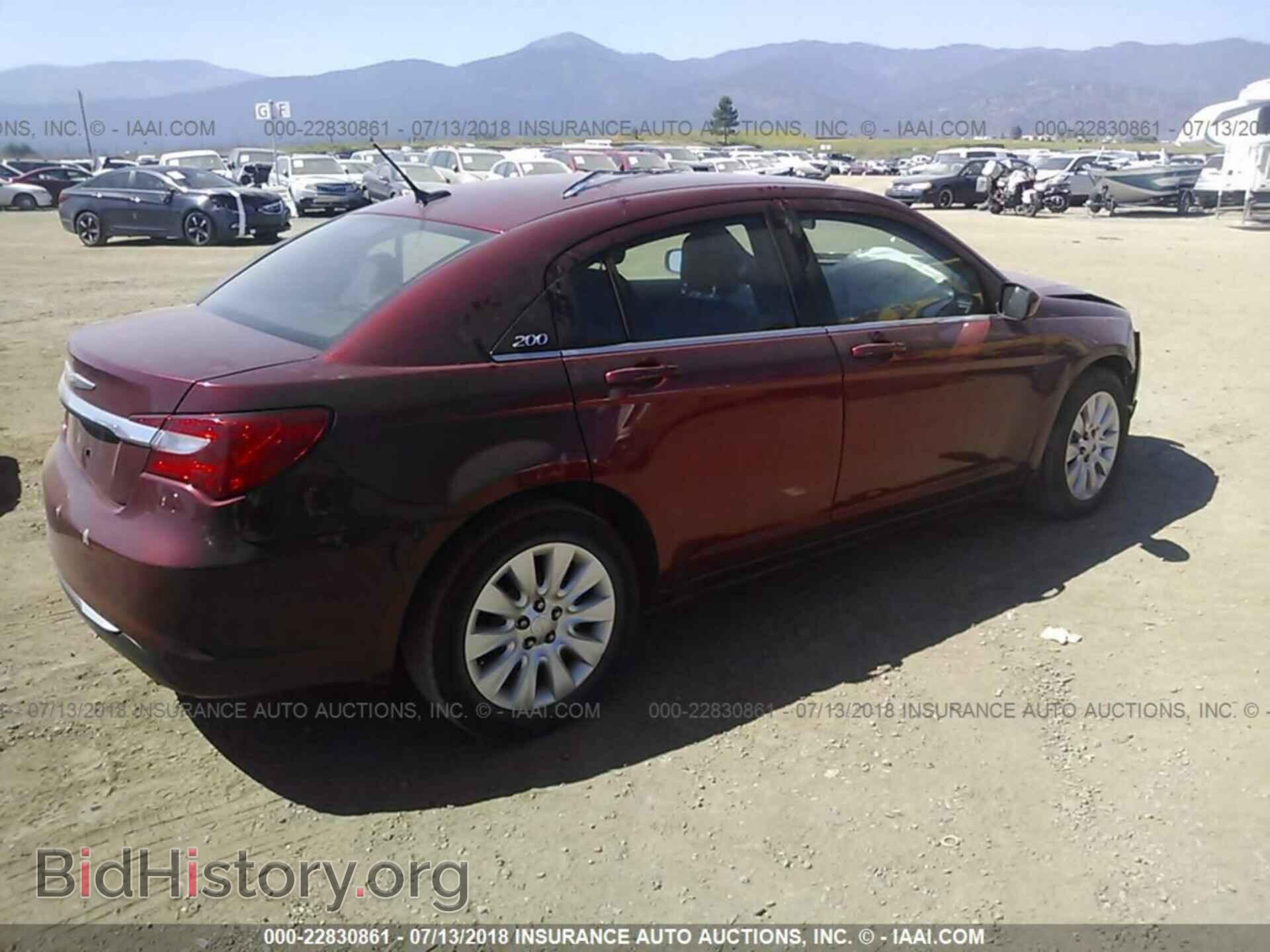 2014 Chrysler 200 - VIN: 1C3CCBAB6EN211394 - Фото 4