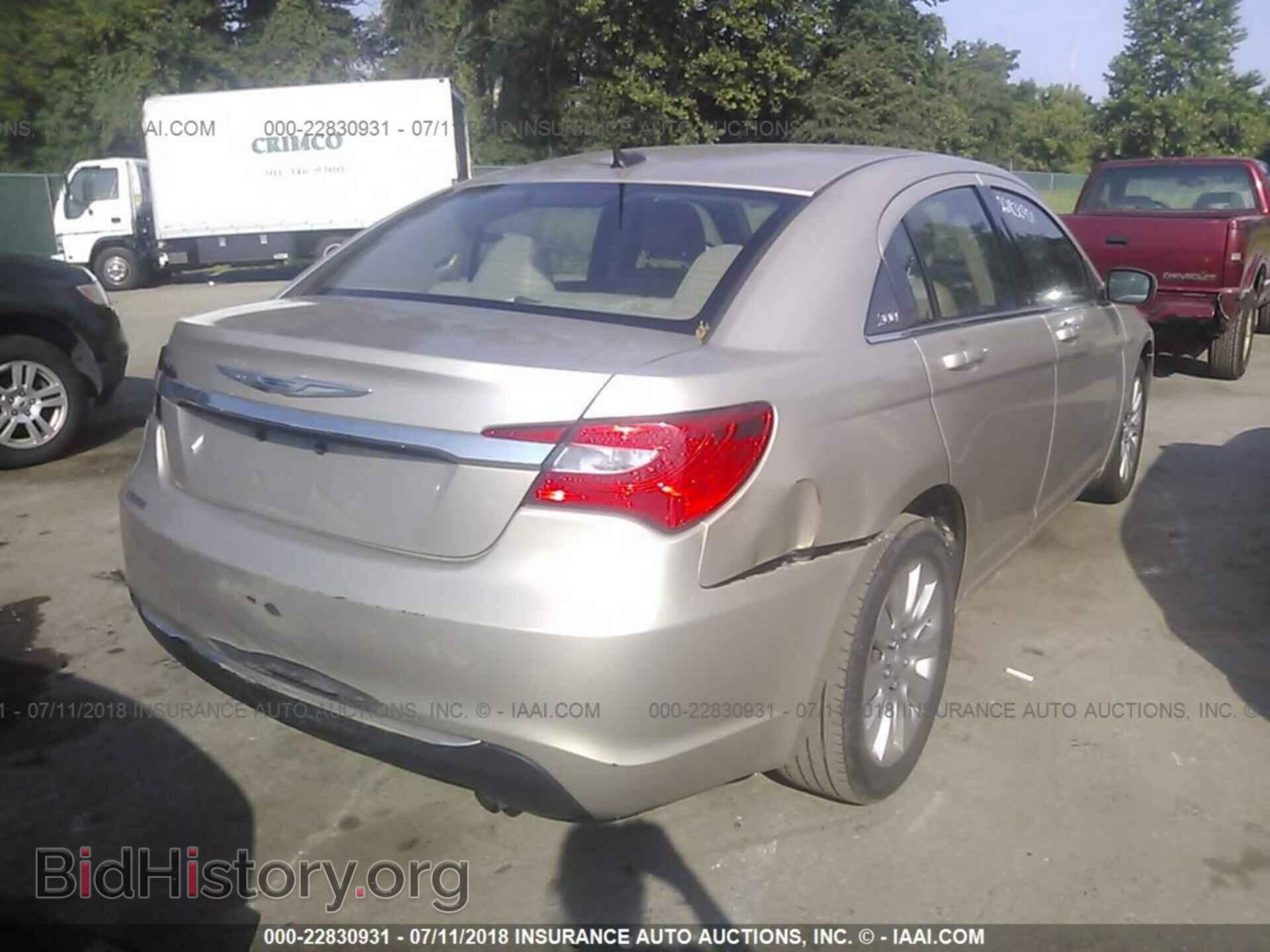 2014 Chrysler 200 - VIN: 1C3CCBABXEN122086 - Photo 6