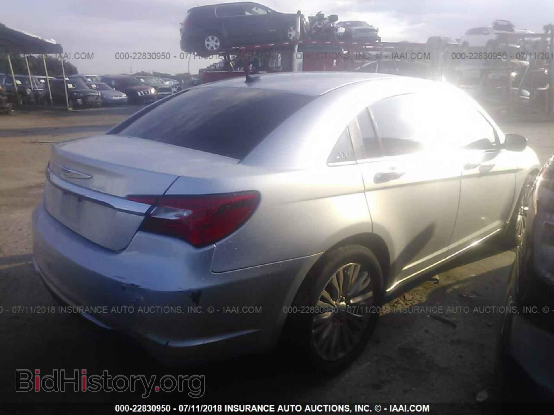 2012 Chrysler 200 - VIN: 1C3CCBCG9CN304304 - Фото 4
