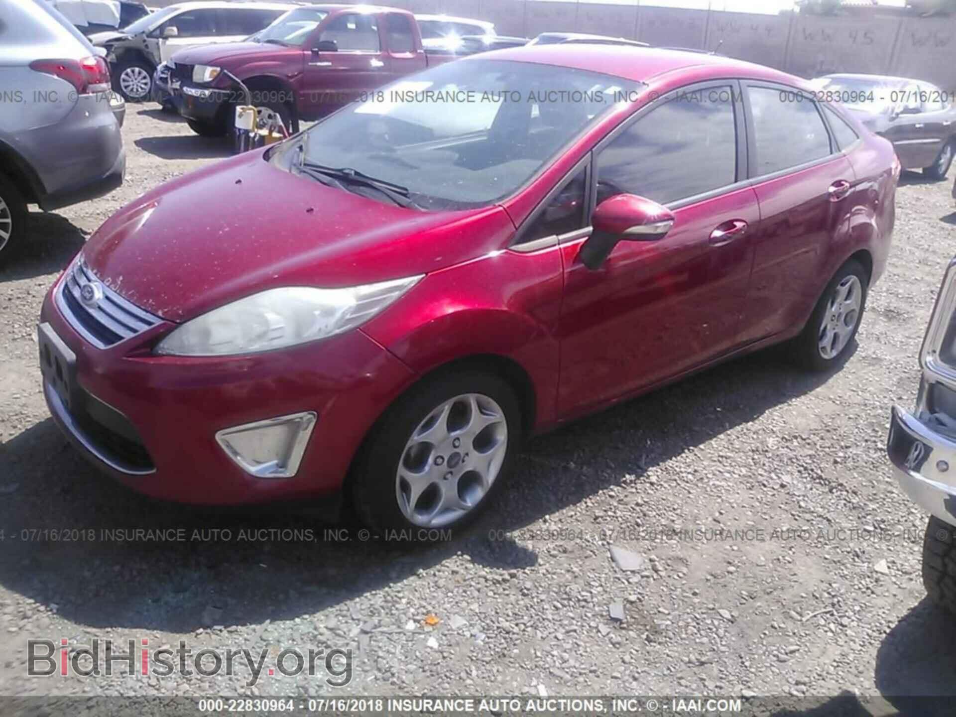 2011 Ford Fiesta - VIN: 3FADP4CJ0BM116846 - Фото 2