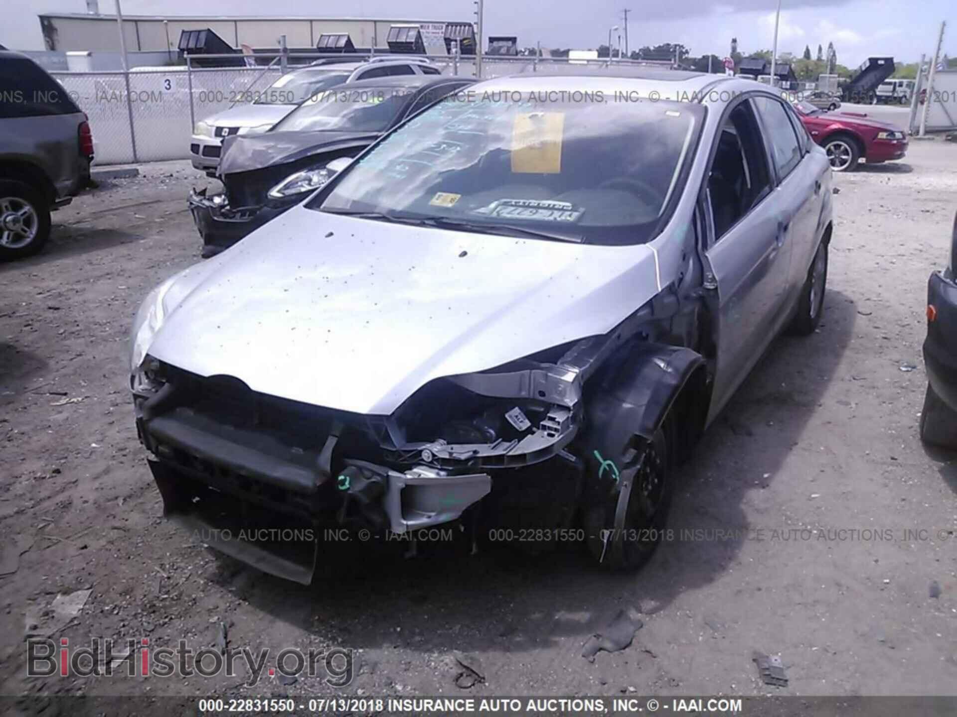 2013 Ford Focus - VIN: 1FADP3F23DL212151 - Photo 2