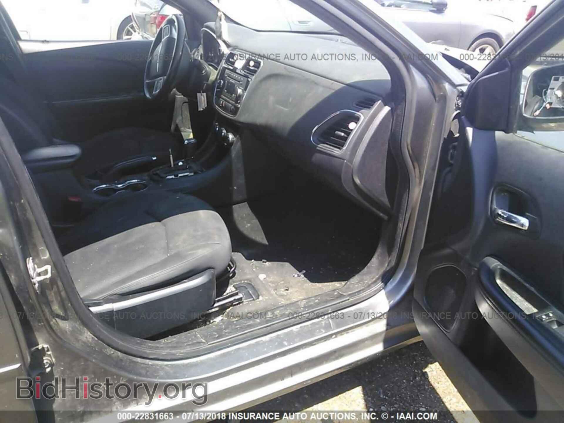 2013 Chrysler 200 - VIN: 1C3CCBBB4DN732112 - Фото 5