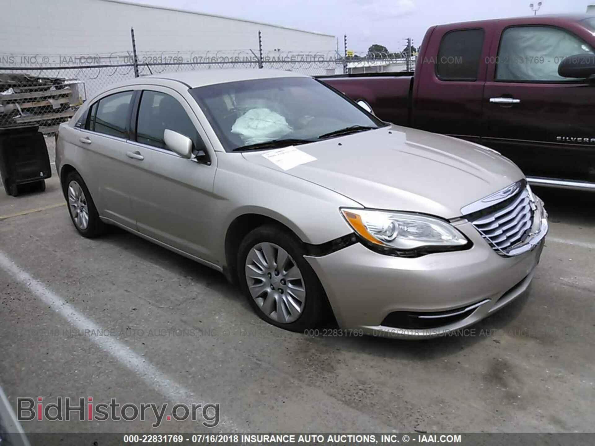 Photo 1C3CCBAB4DN605569 - Chrysler 200 2013