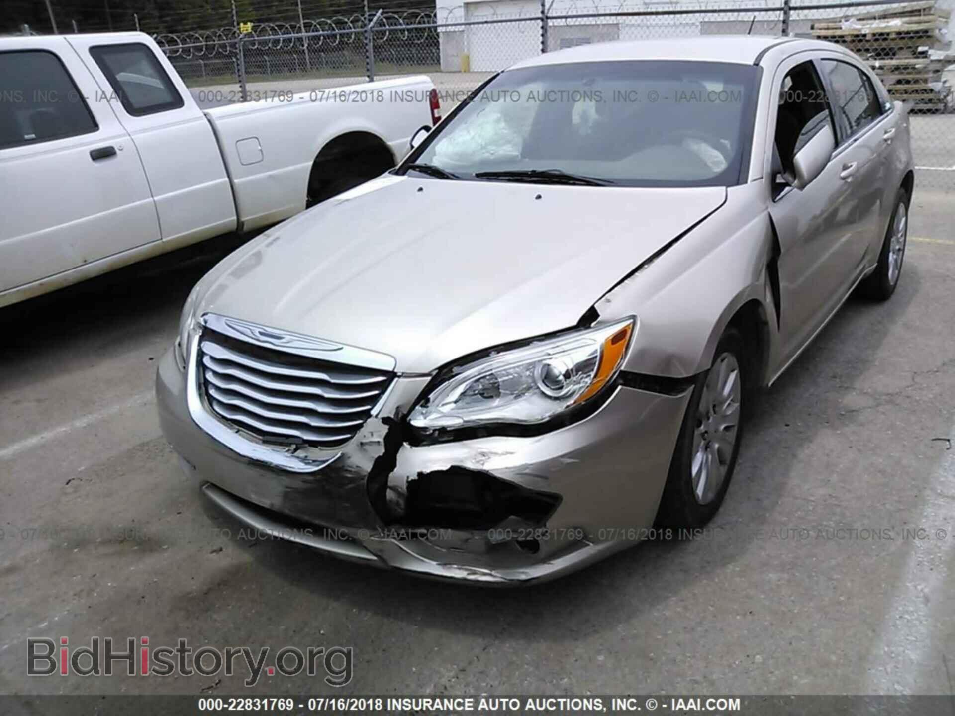 2013 Chrysler 200 - VIN: 1C3CCBAB4DN605569 - Фото 6