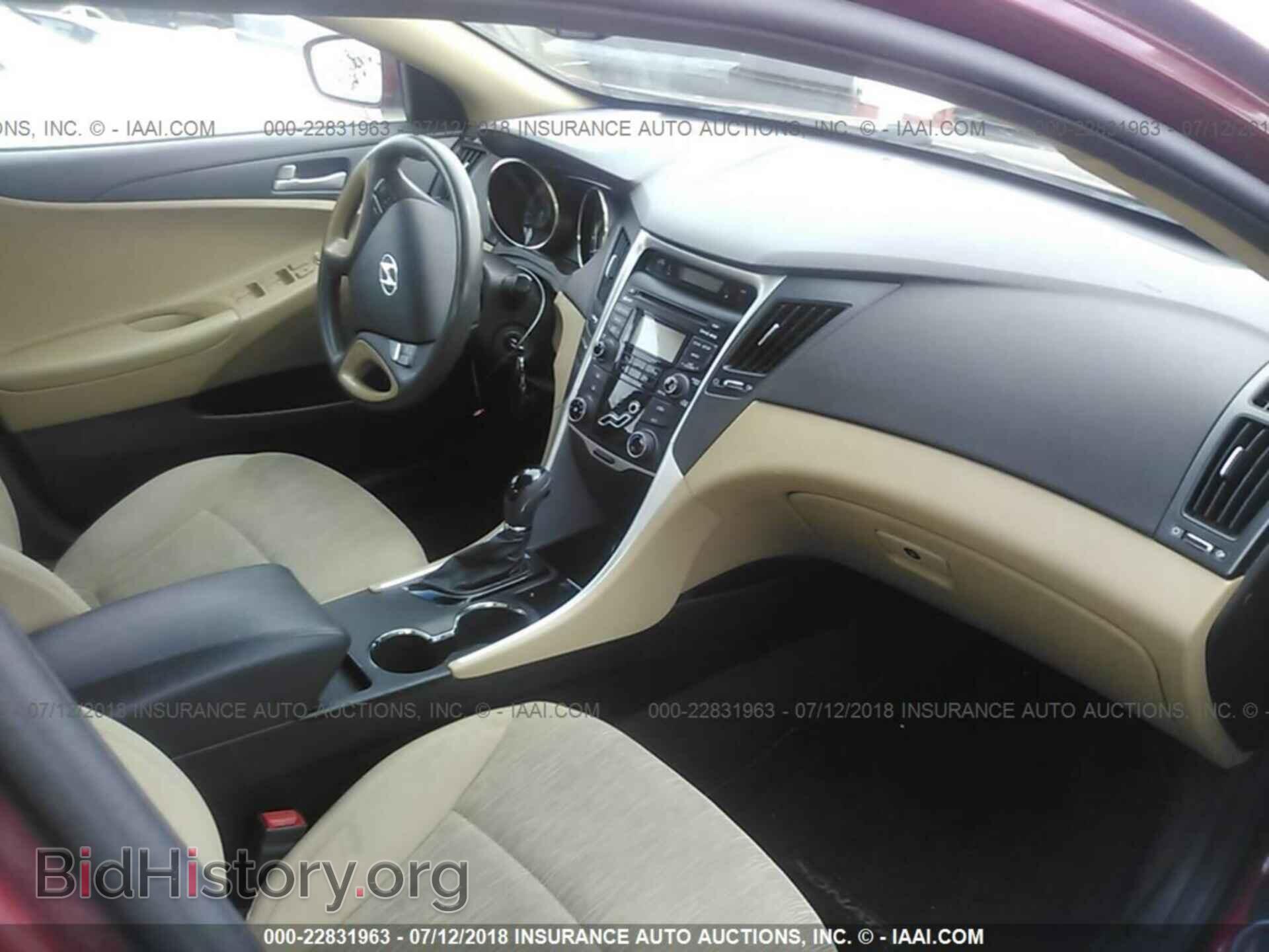 2012 Hyundai Sonata - VIN: 5NPEB4AC5CH495884 - Photo 5