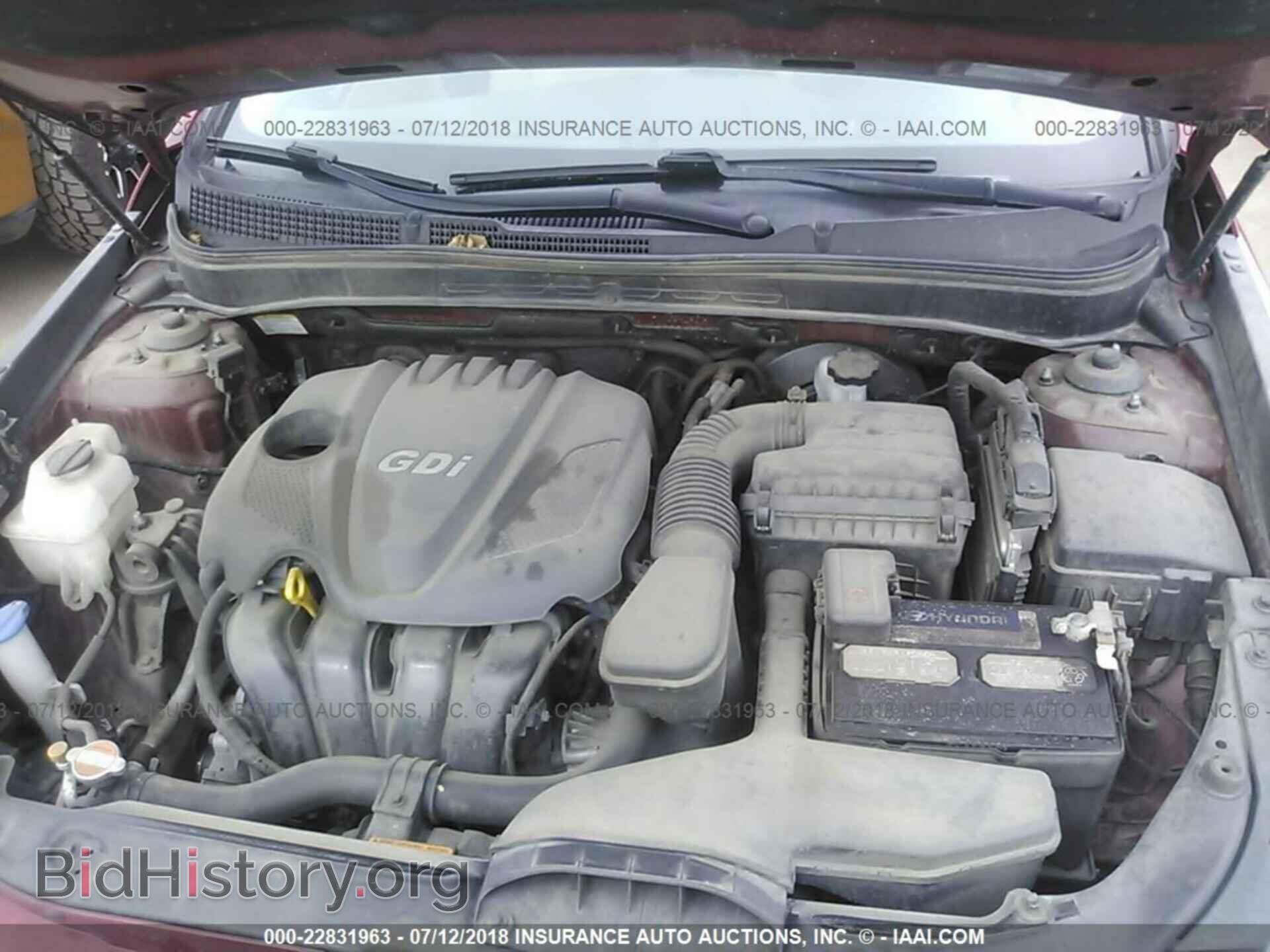 2012 Hyundai Sonata - VIN: 5NPEB4AC5CH495884 - Photo 10