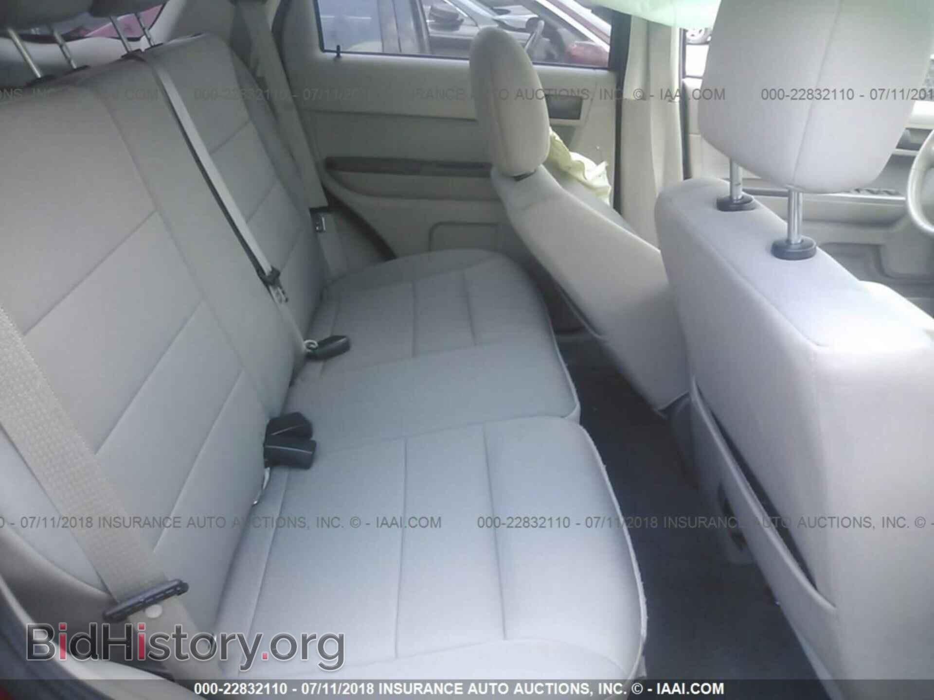 2012 Ford Escape - VIN: 1FMCU0D70CKC00342 - Фото 8
