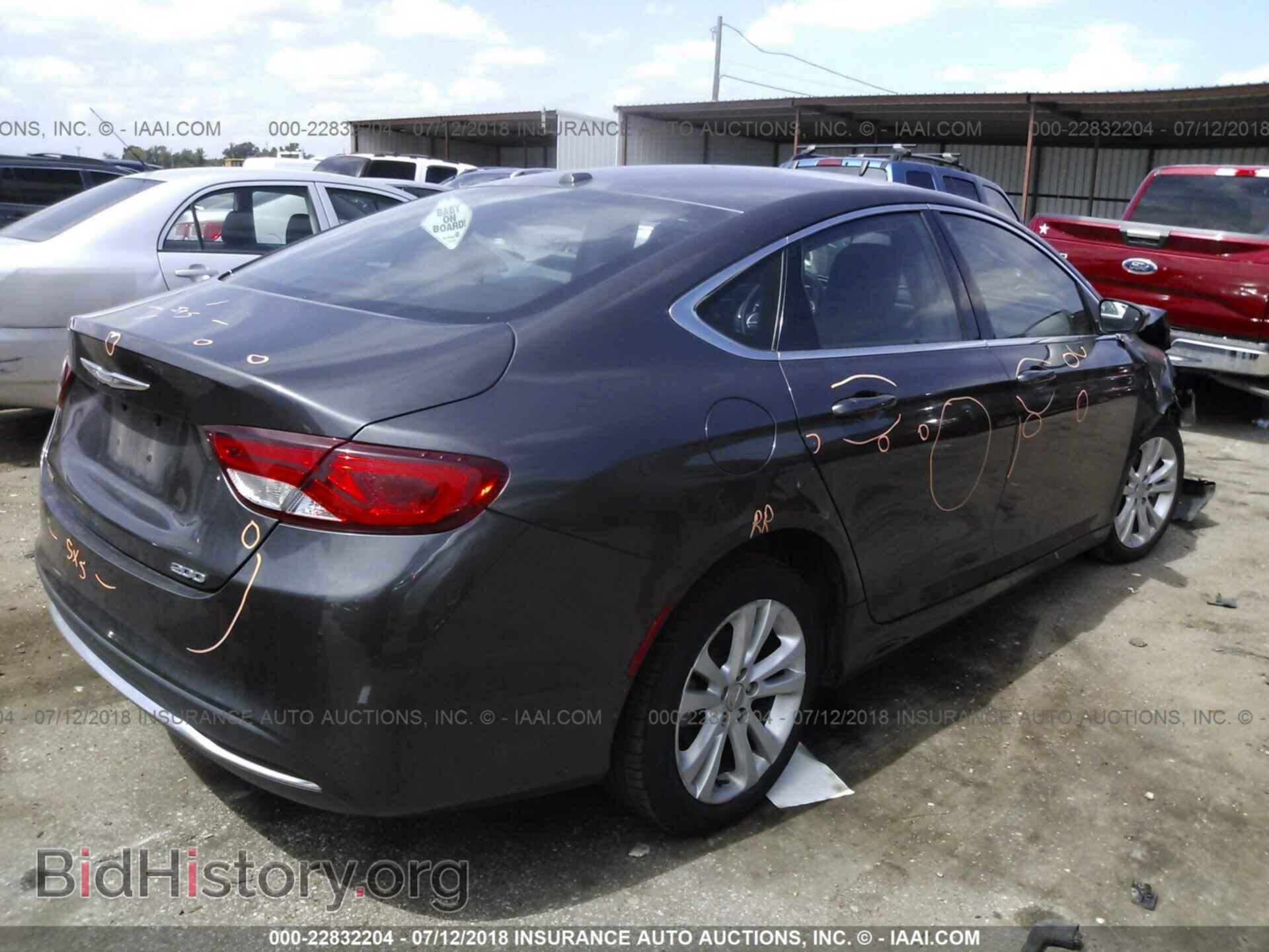 2015 Chrysler 200 - VIN: 1C3CCCAB6FN674739 - Фото 4