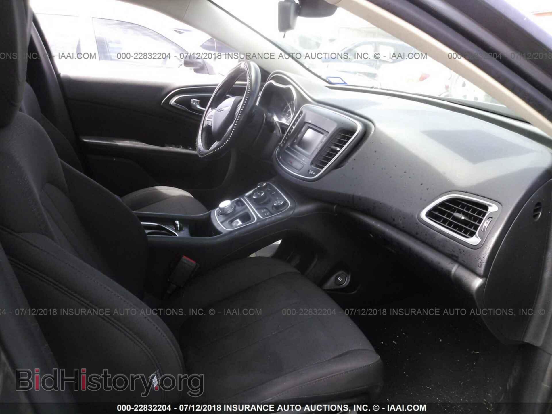 2015 Chrysler 200 - VIN: 1C3CCCAB6FN674739 - Фото 5