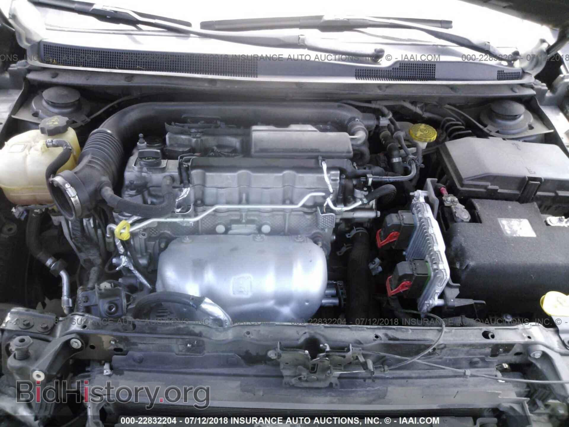 2015 Chrysler 200 - VIN: 1C3CCCAB6FN674739 - Фото 10