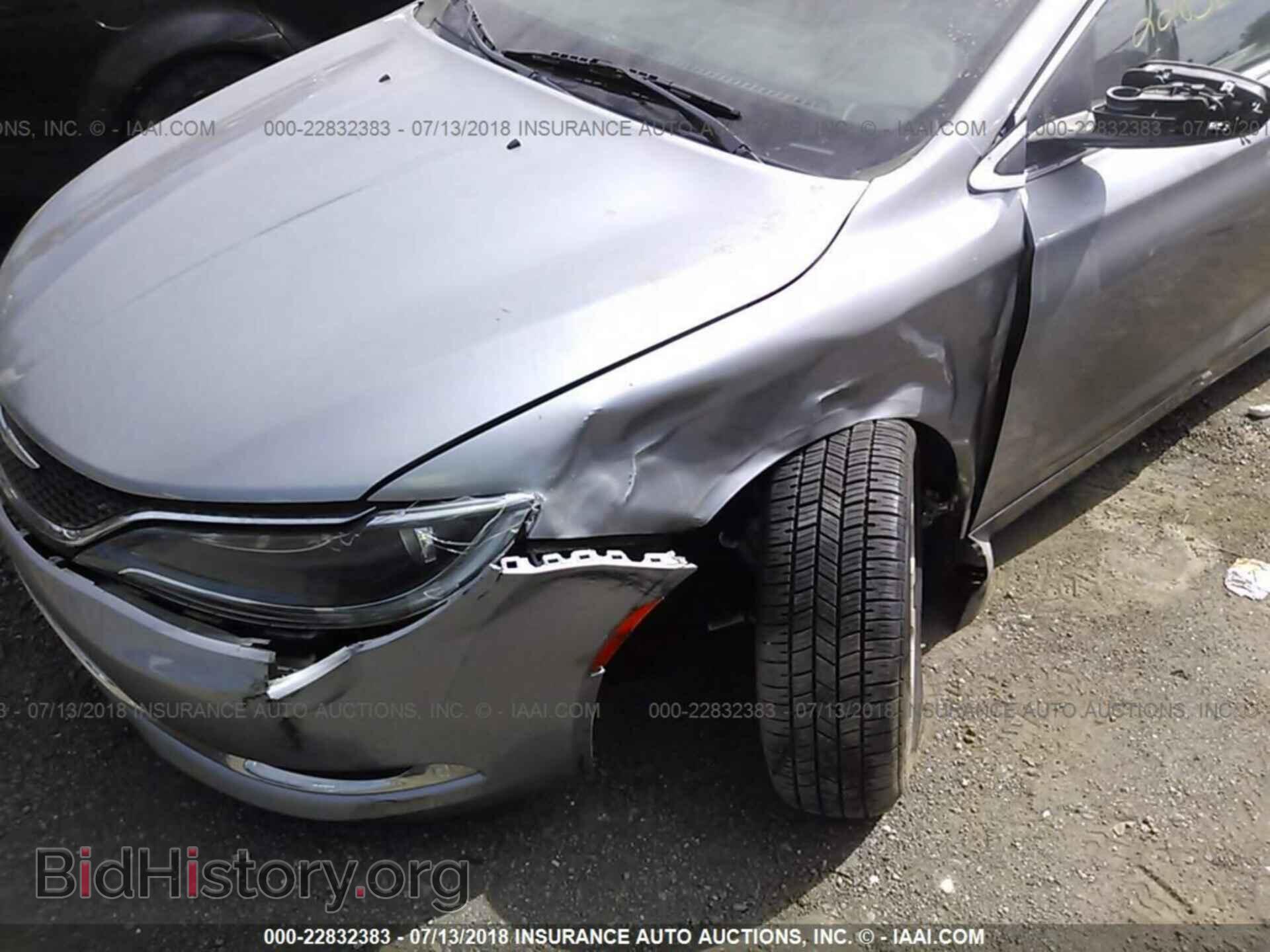 2015 Chrysler 200 - VIN: 1C3CCCAB7FN602674 - Photo 6