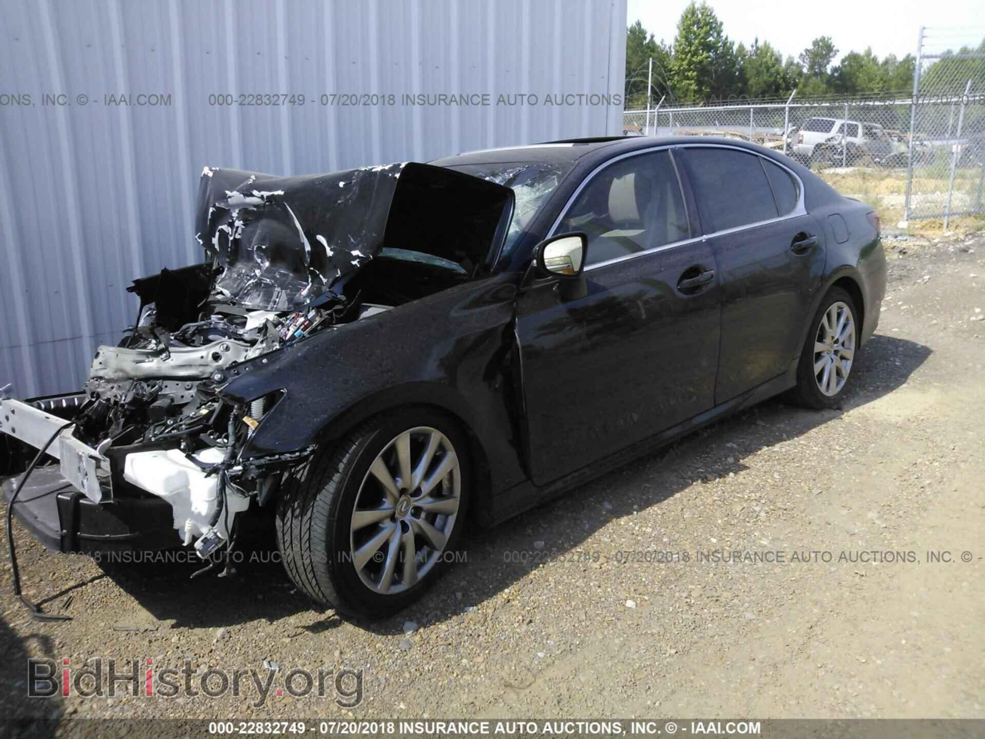 2015 Lexus Gs - VIN: JTHBE1BL4FA004741 - Photo 2