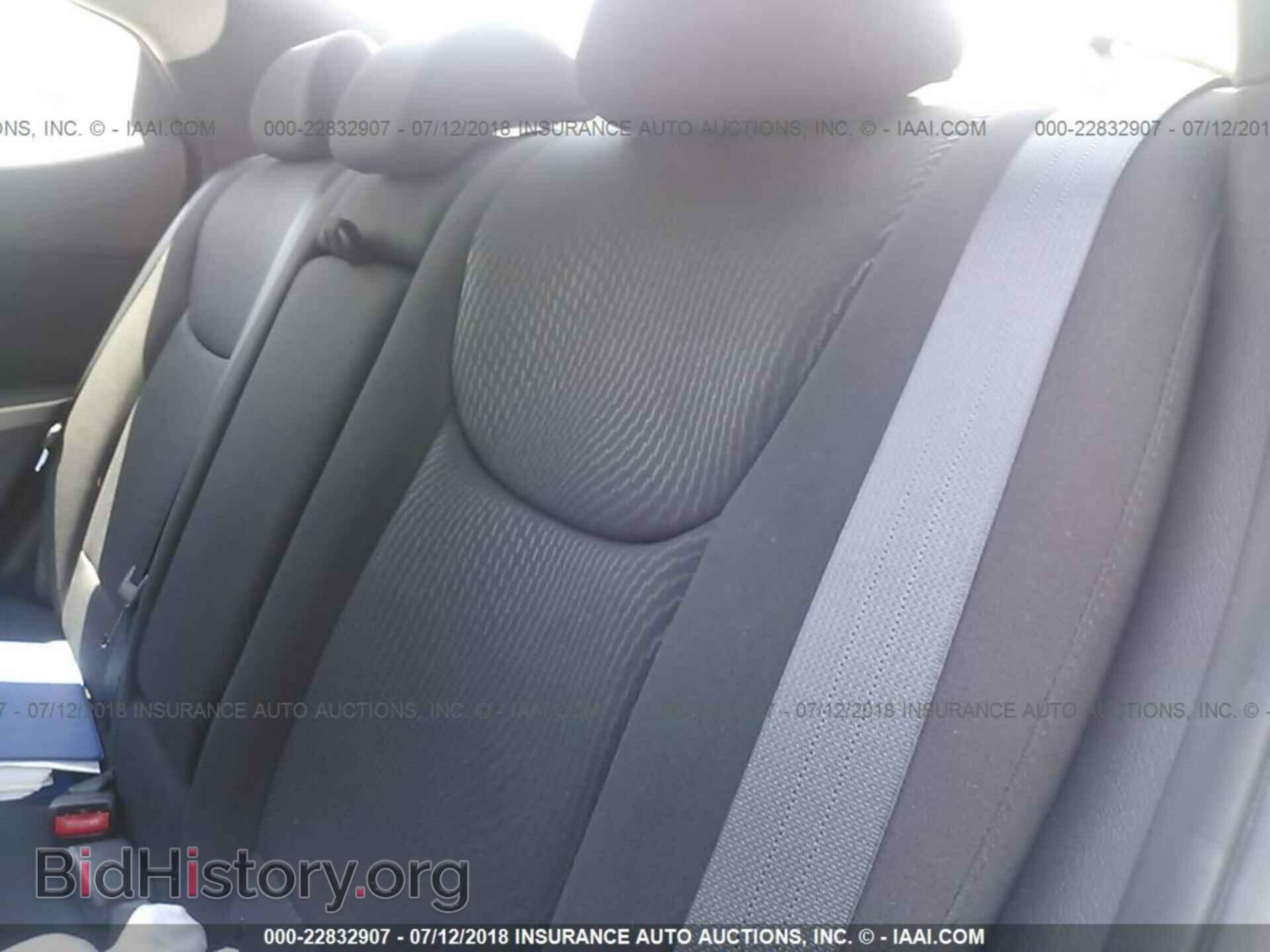 2012 Ford Focus - VIN: 1FAHP3M23CL266861 - Photo 8