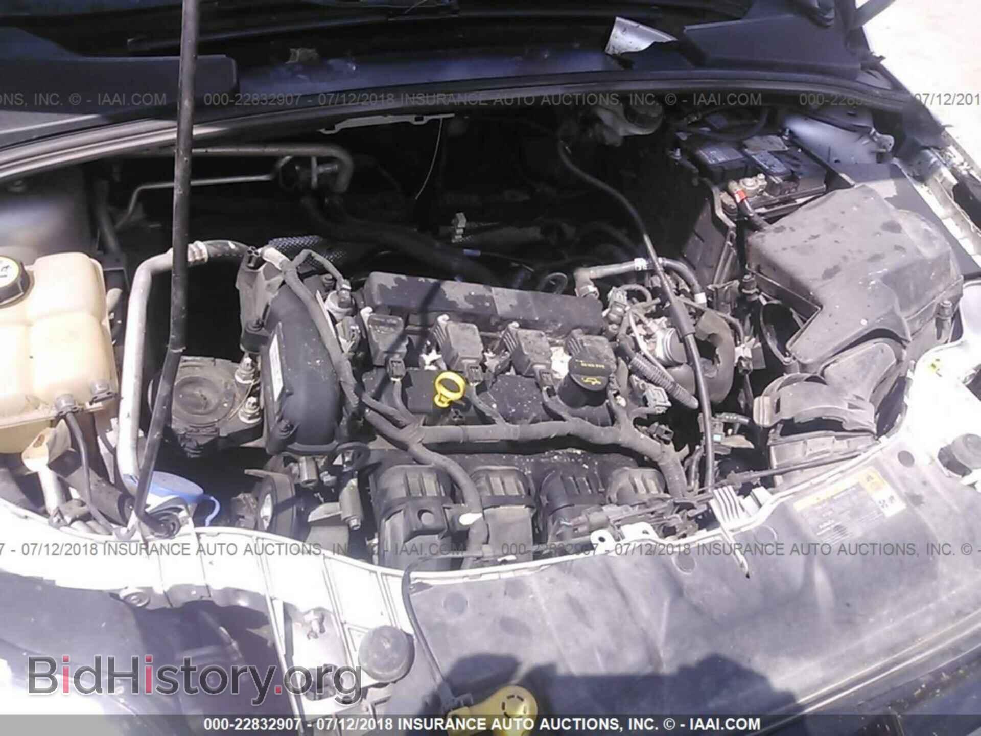 2012 Ford Focus - VIN: 1FAHP3M23CL266861 - Photo 10