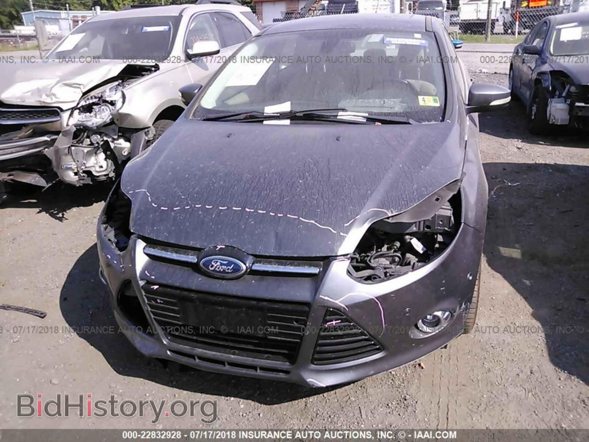 2012 Ford Focus - VIN: 1FAHP3H26CL117497 - Photo 6