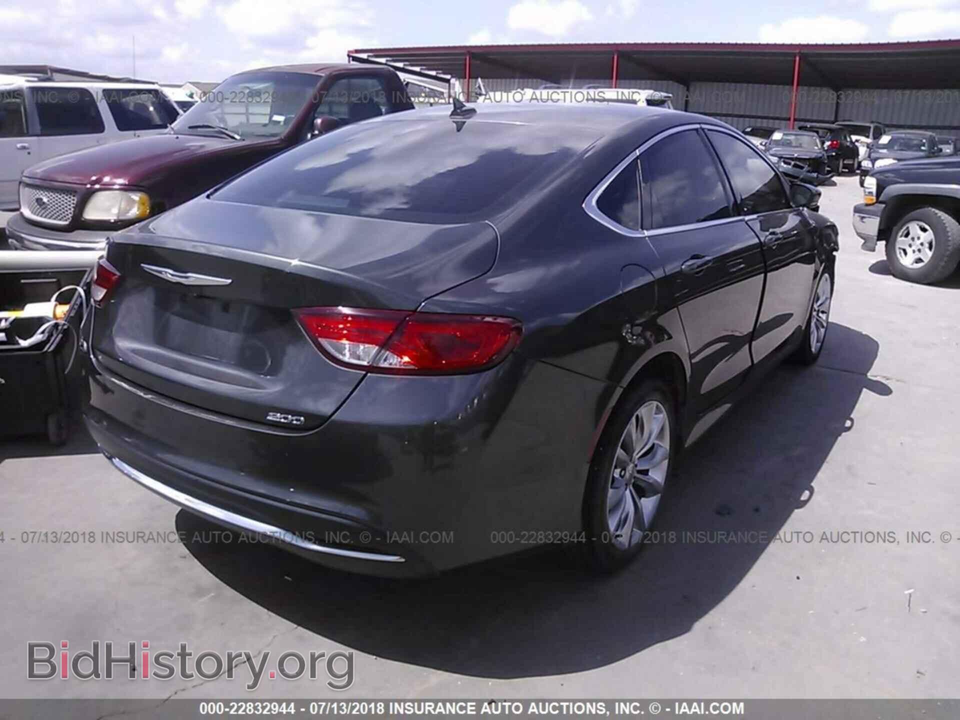 2015 Chrysler 200 - VIN: 1C3CCCAB4FN597790 - Photo 4