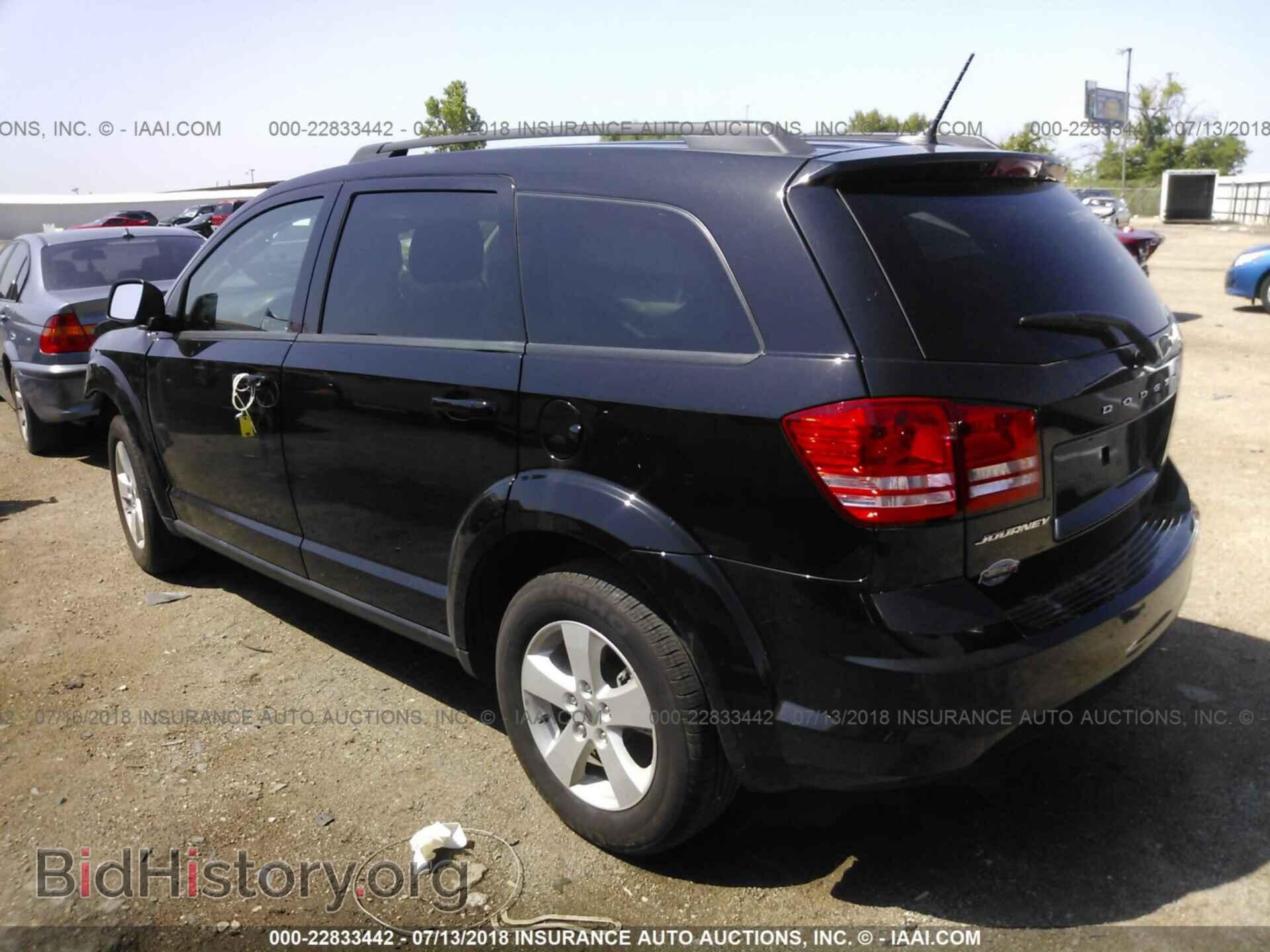 2018 Dodge Journey - VIN: 3C4PDCAB3JT167137 - Photo 3