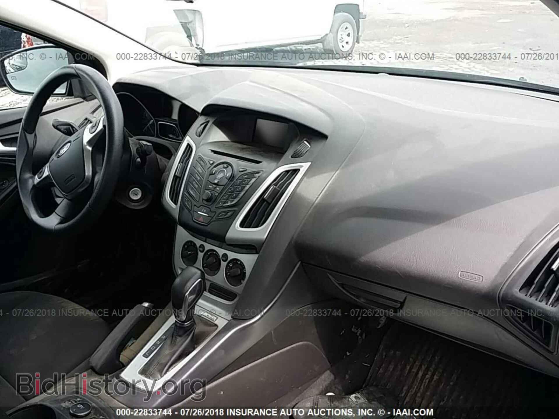 2014 Ford Focus - VIN: 1FADP3F22EL189186 - Фото 5