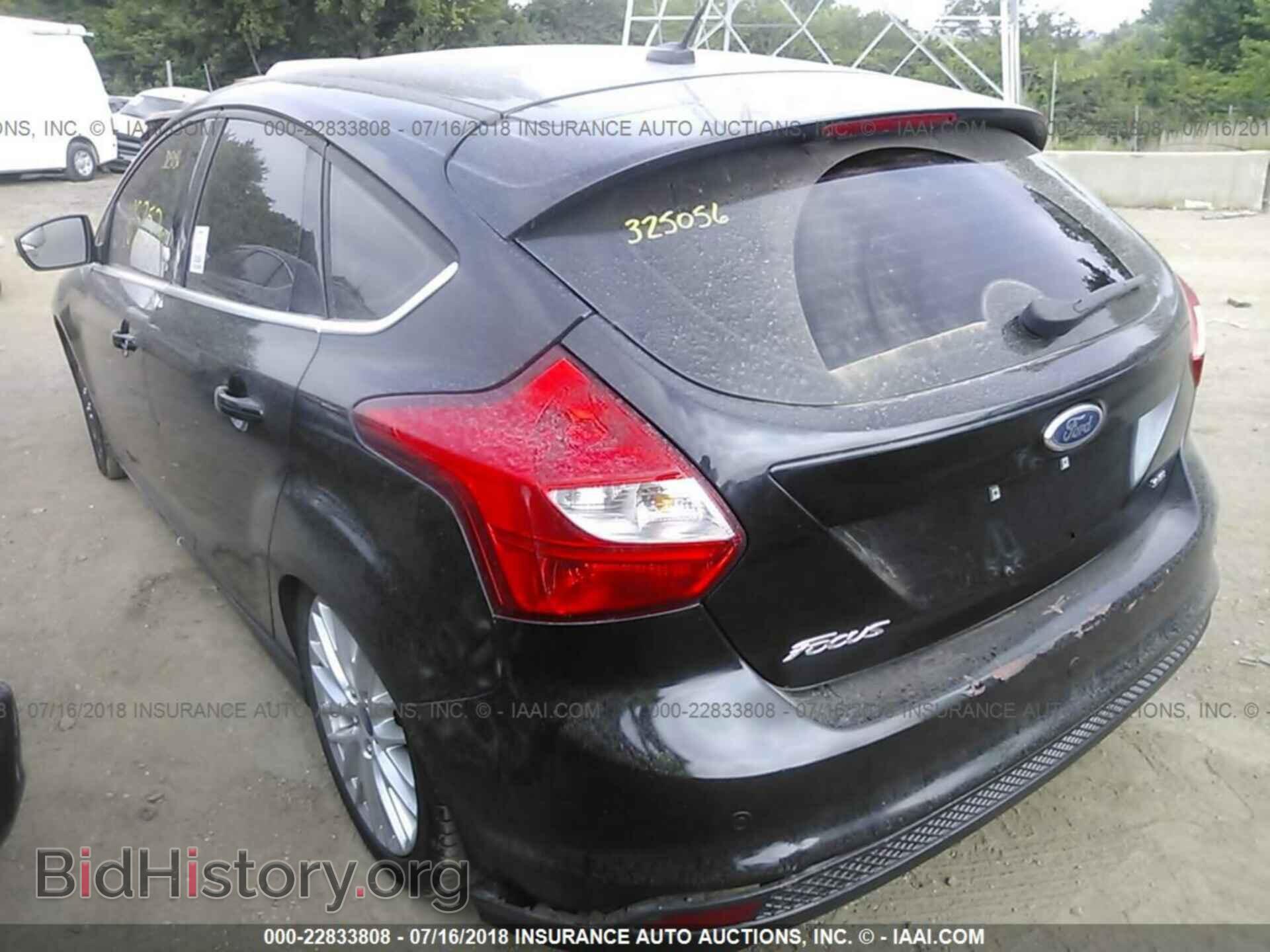 2012 Ford Focus - VIN: 1FAHP3M25CL266876 - Photo 3