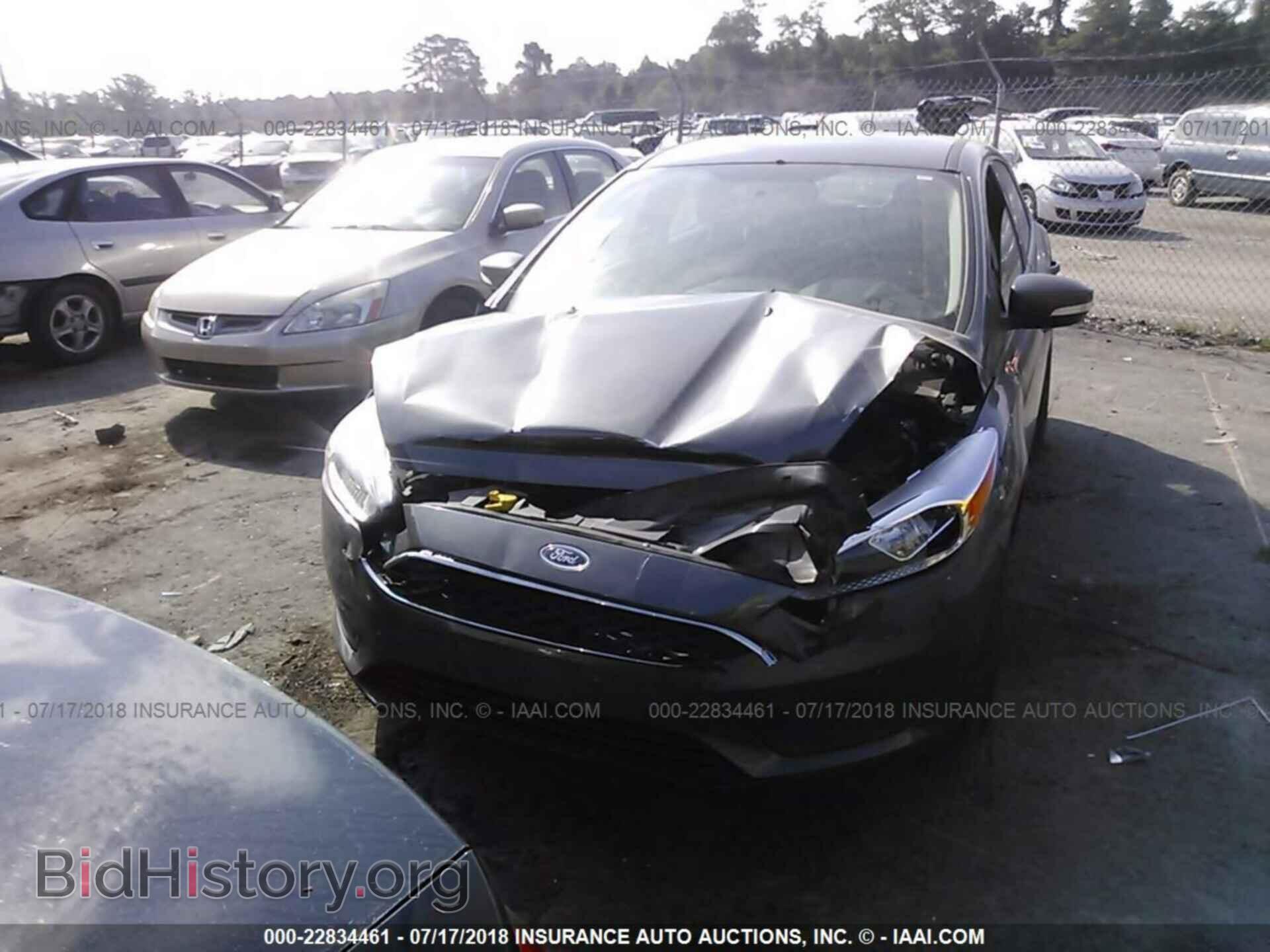 2017 Ford Focus - VIN: 1FADP3K29HL278909 - Photo 6