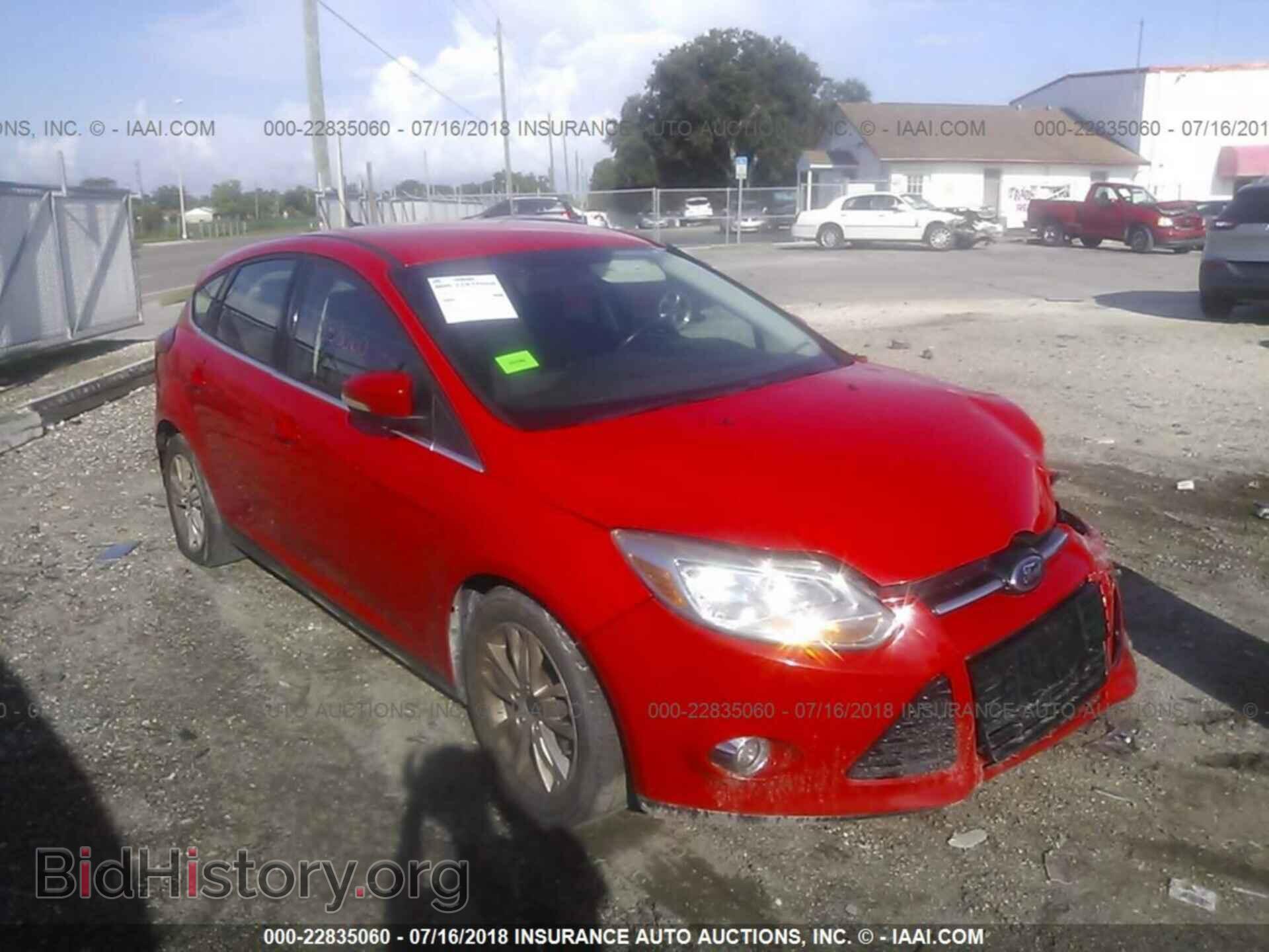 Фотография 1FAHP3M22CL405023 - Ford Focus 2012