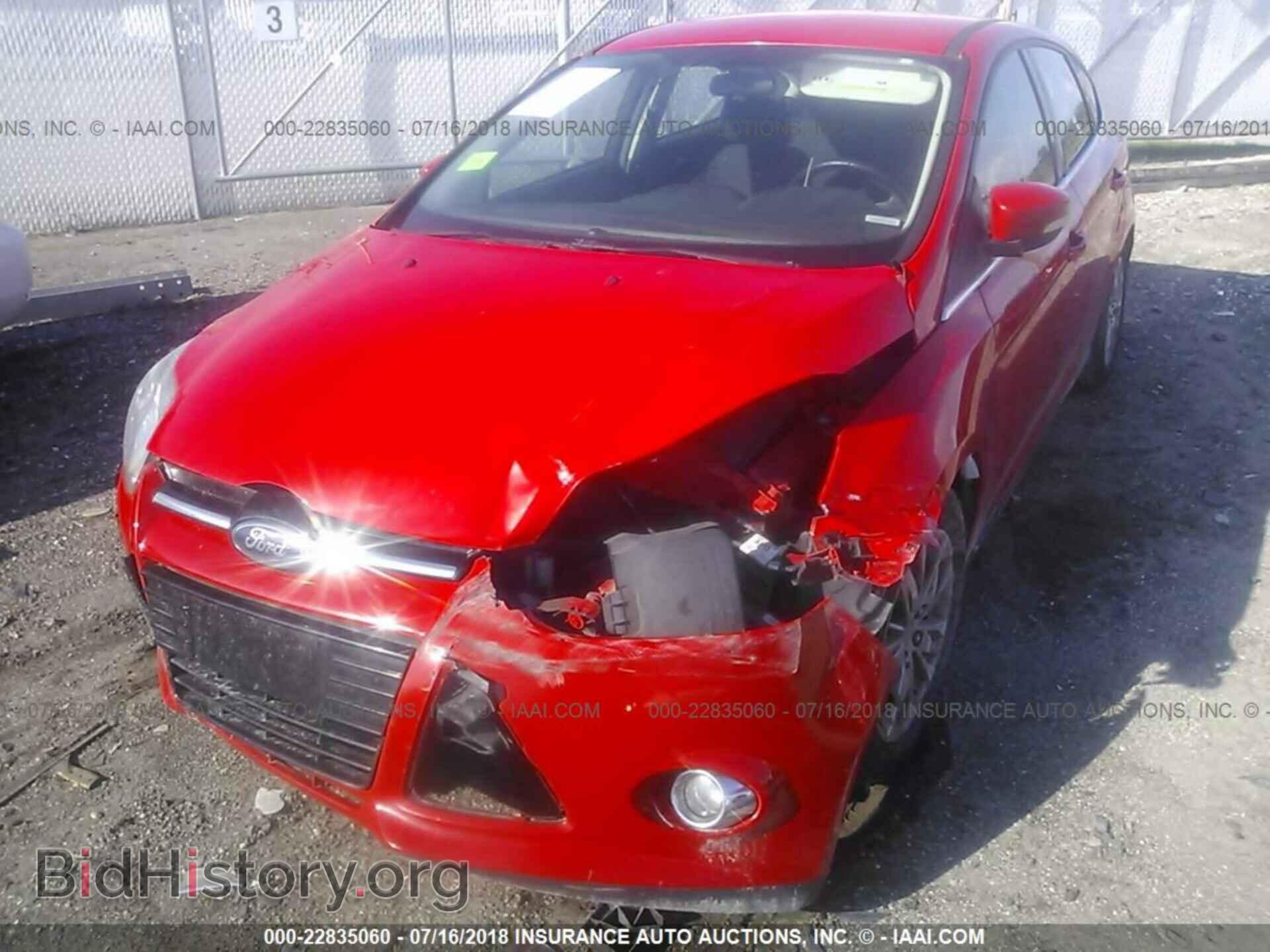 2012 Ford Focus - VIN: 1FAHP3M22CL405023 - Photo 6