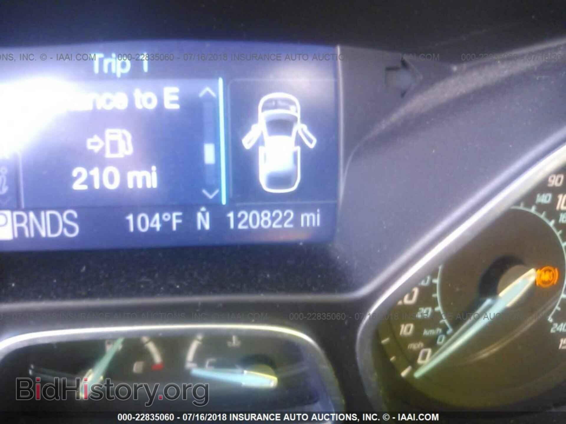 2012 Ford Focus - VIN: 1FAHP3M22CL405023 - Photo 7