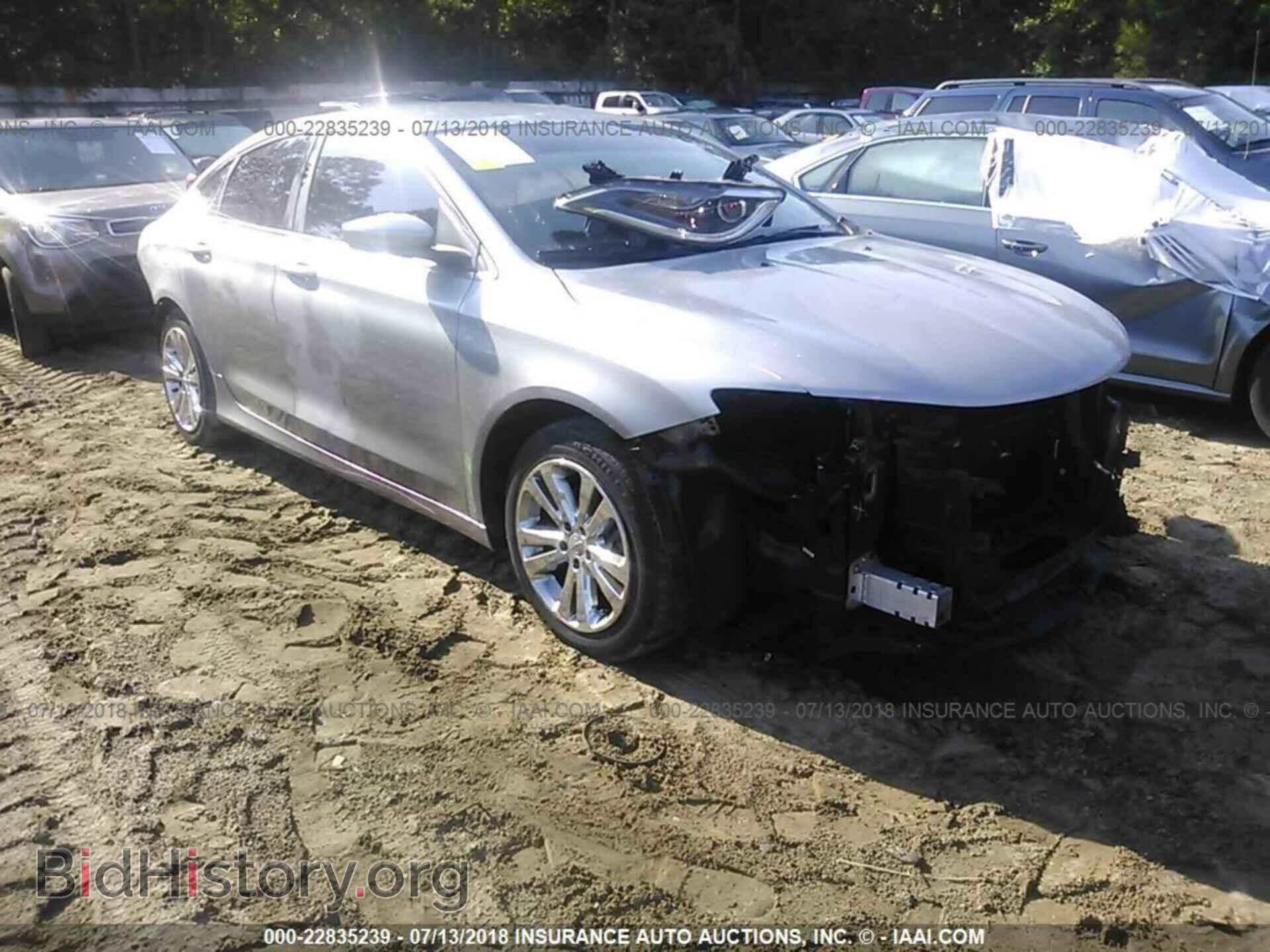 Photo 1C3CCCAB2FN504846 - Chrysler 200 2015
