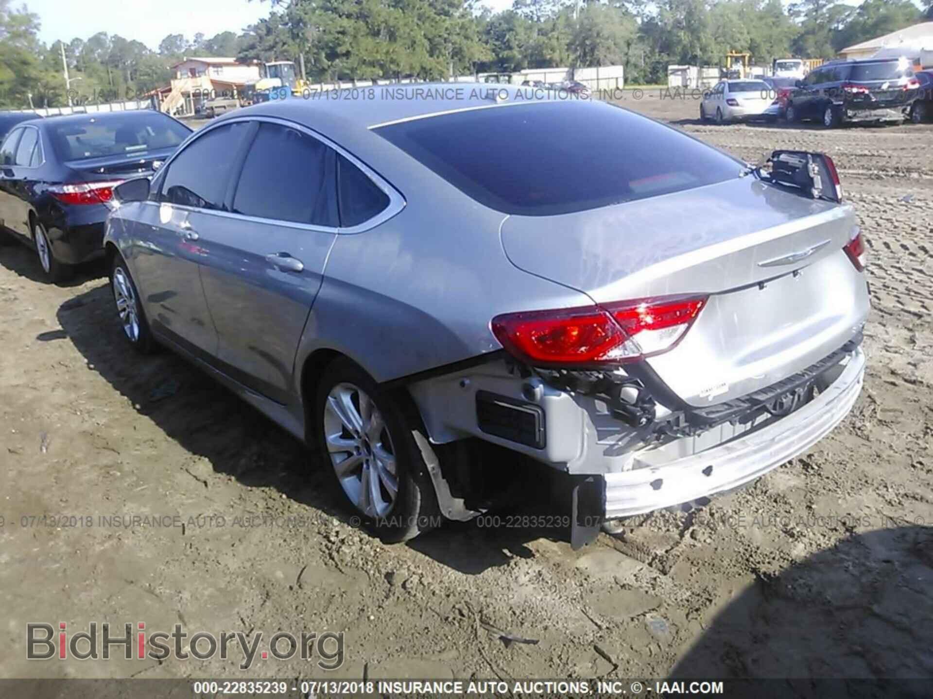 2015 Chrysler 200 - VIN: 1C3CCCAB2FN504846 - Photo 3
