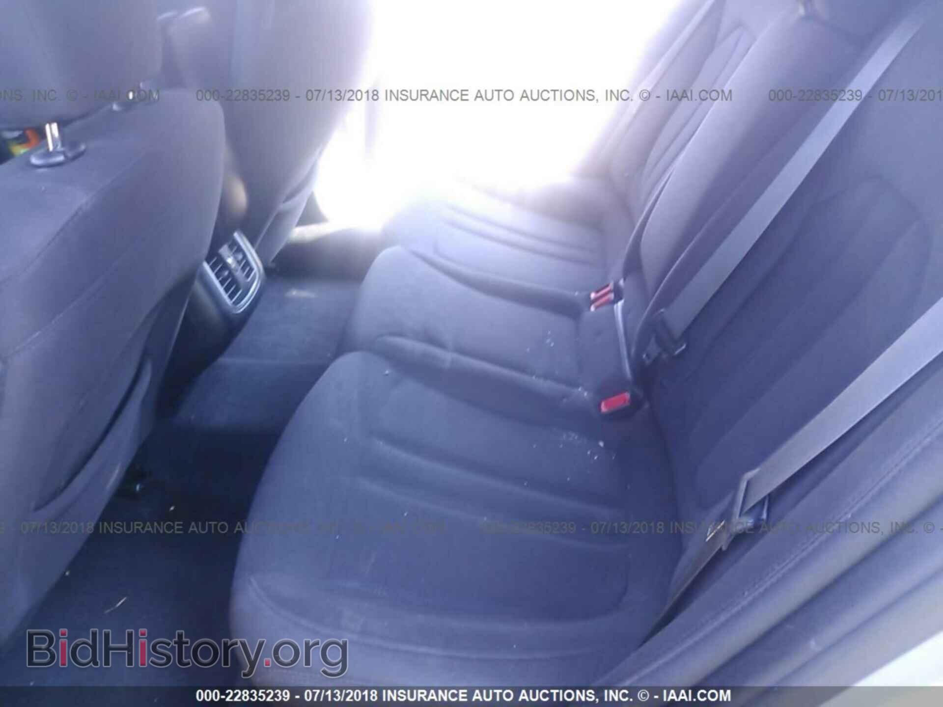2015 Chrysler 200 - VIN: 1C3CCCAB2FN504846 - Photo 8