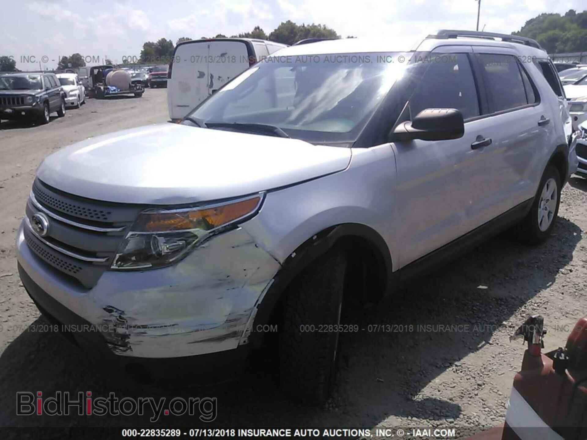 2014 Ford Explorer - VIN: 1FM5K7B85EGB33083 - Фото 2