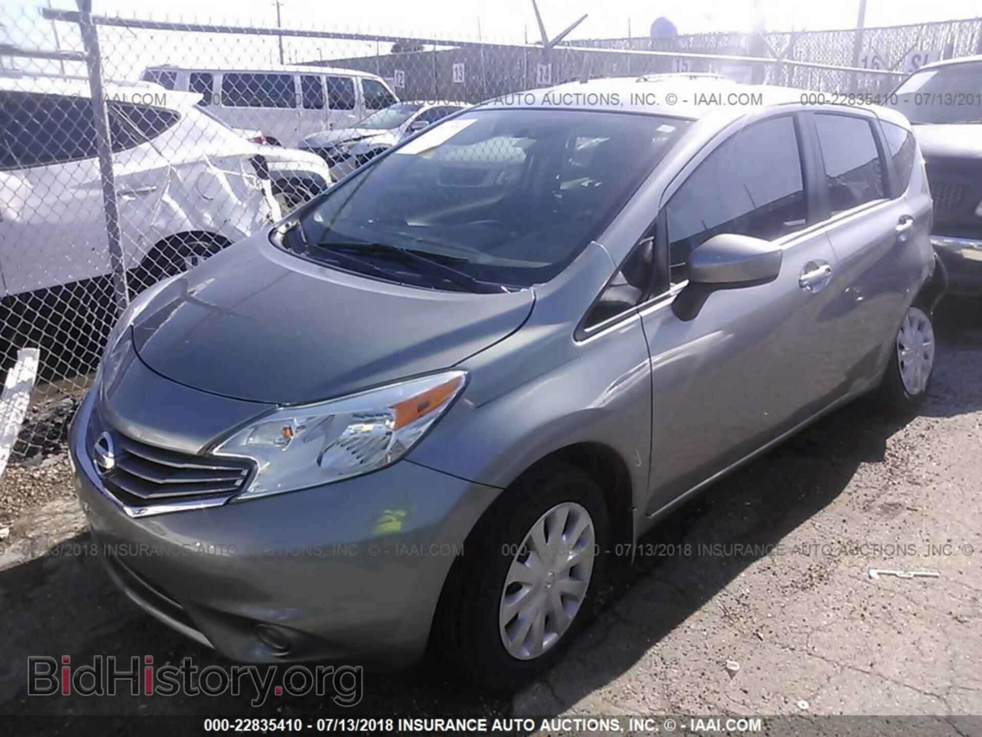 2015 Nissan Versa note - VIN: 3N1CE2CP5FL387629 - Фото 2