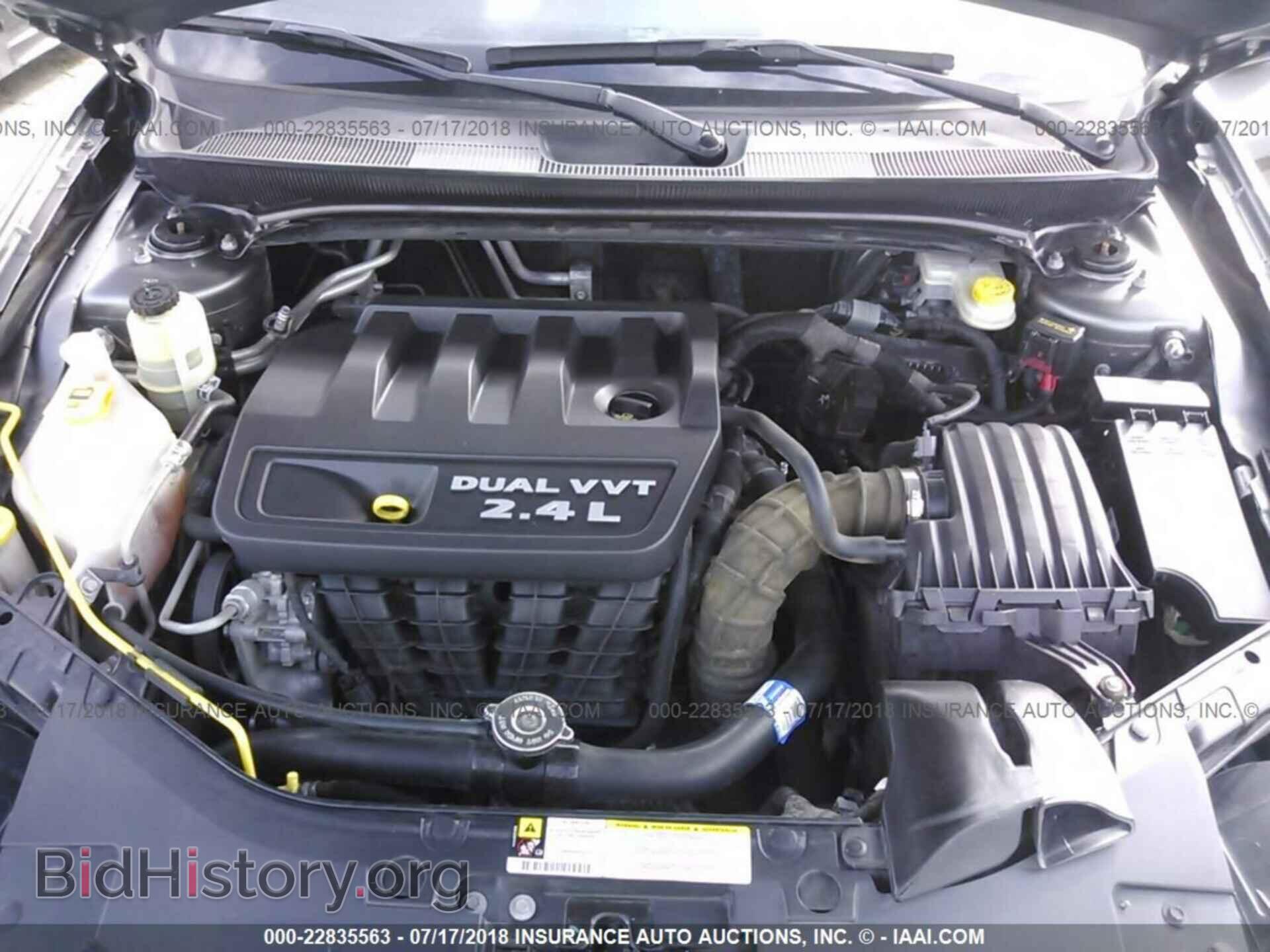 2013 Chrysler 200 - VIN: 1C3CCBBB3DN699796 - Photo 10