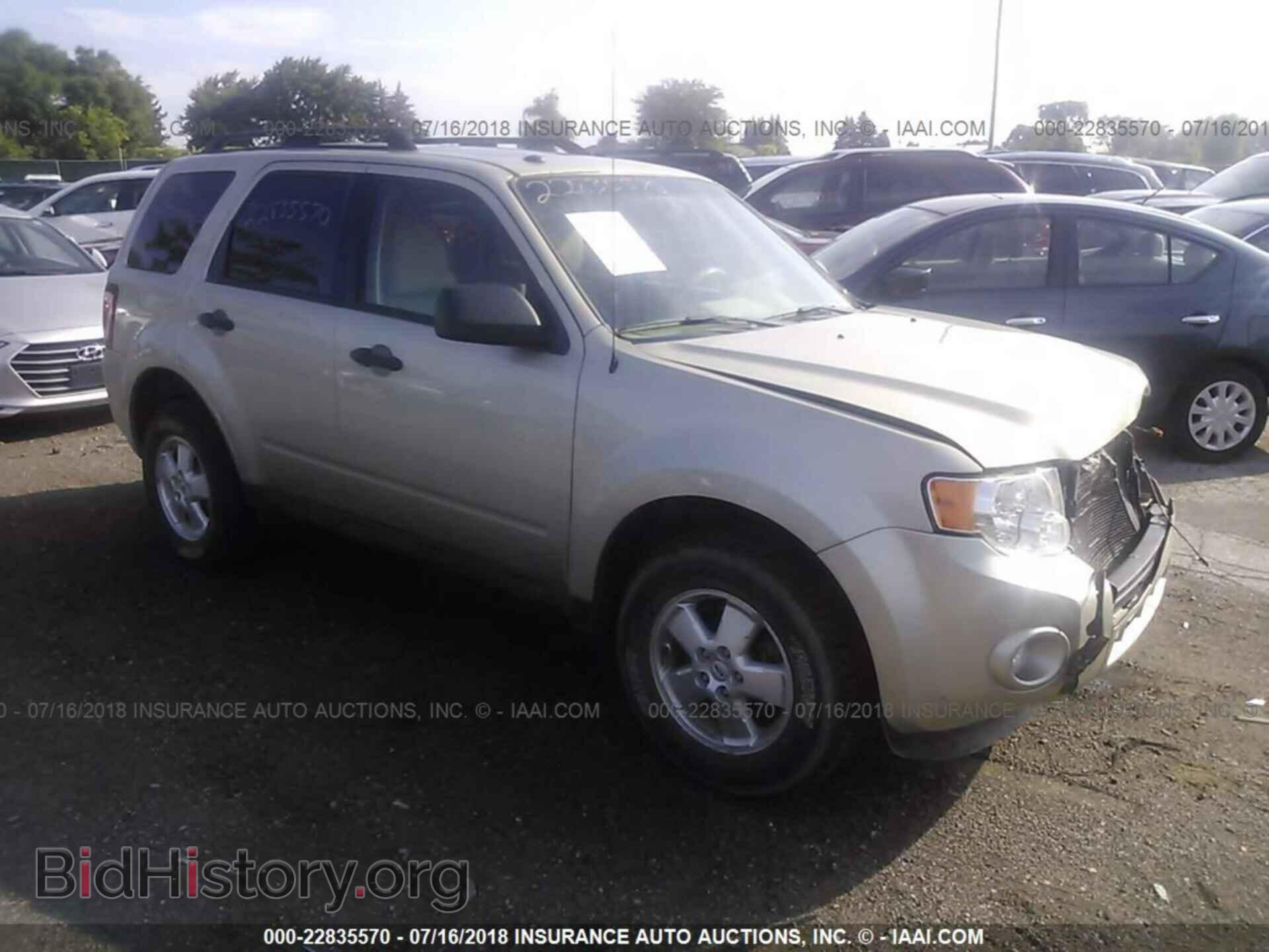 Photo 1FMCU9D7XCKA06258 - Ford Escape 2012