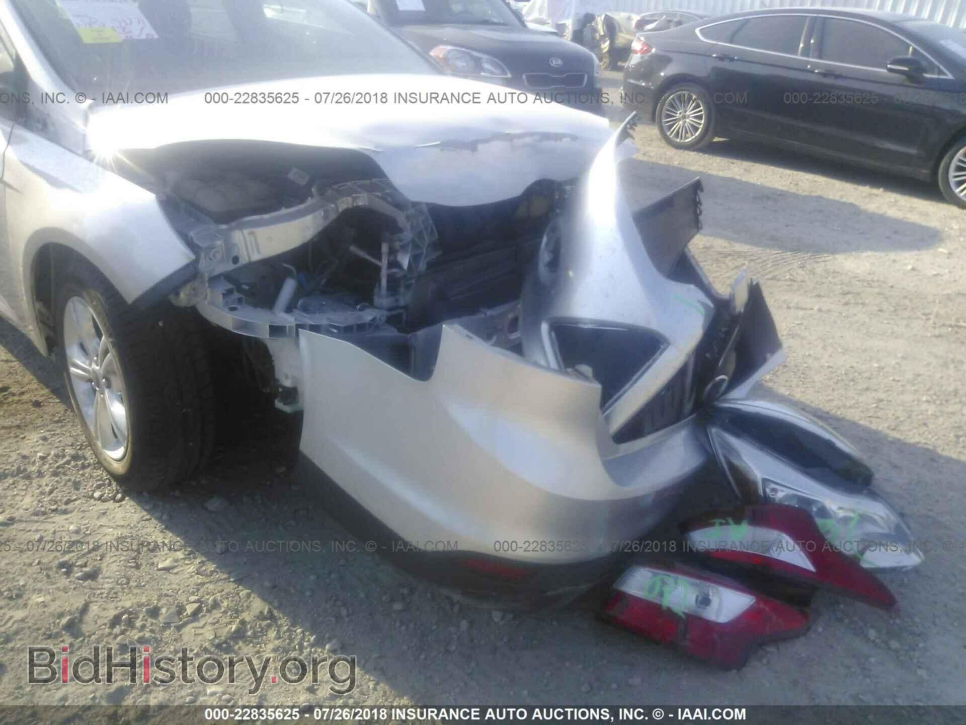 2014 Ford Focus - VIN: 1FADP3F27EL266084 - Photo 6