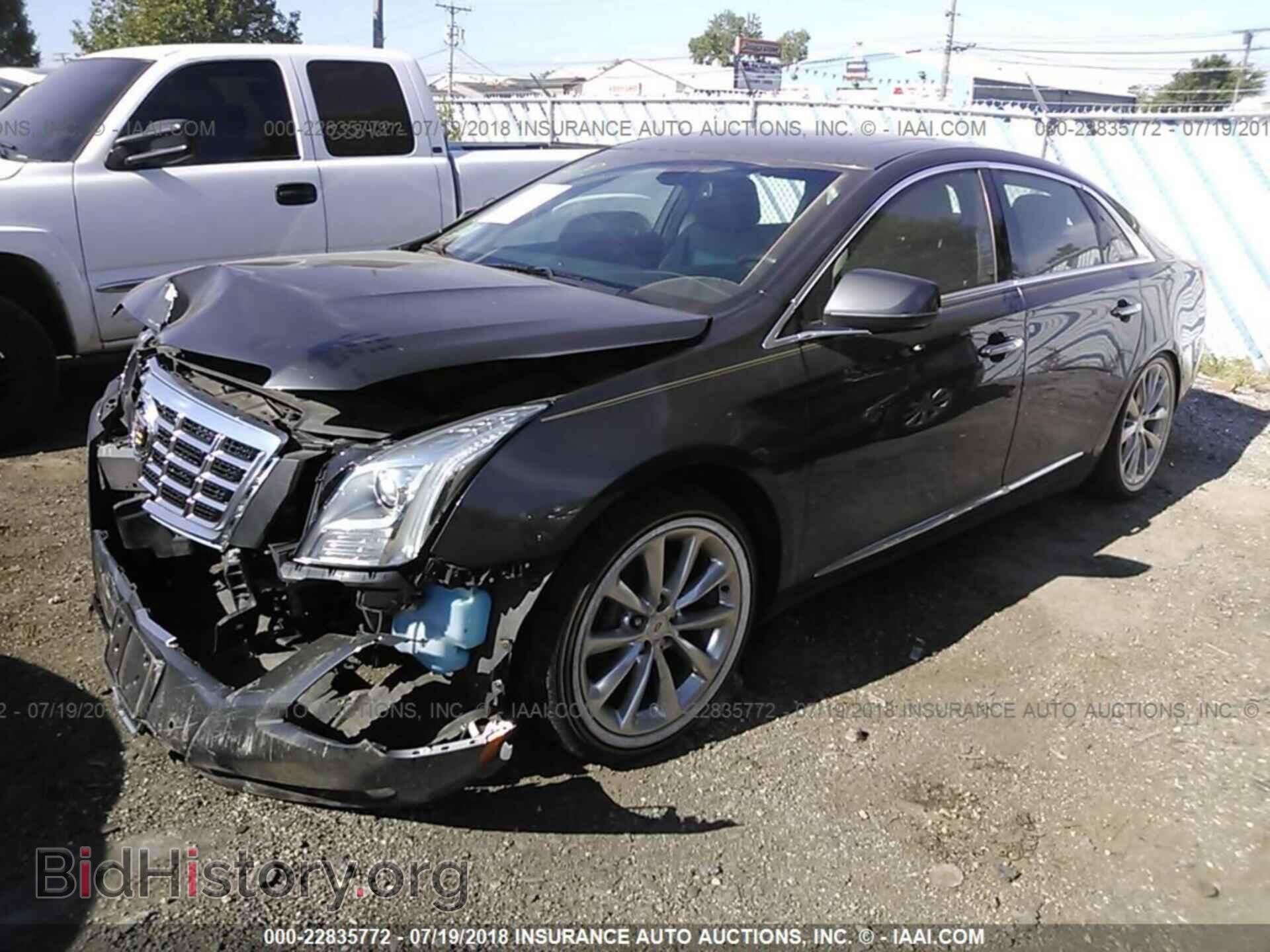 2013 Cadillac Xts - VIN: 2G61P5S33D9127537 - Фото 2