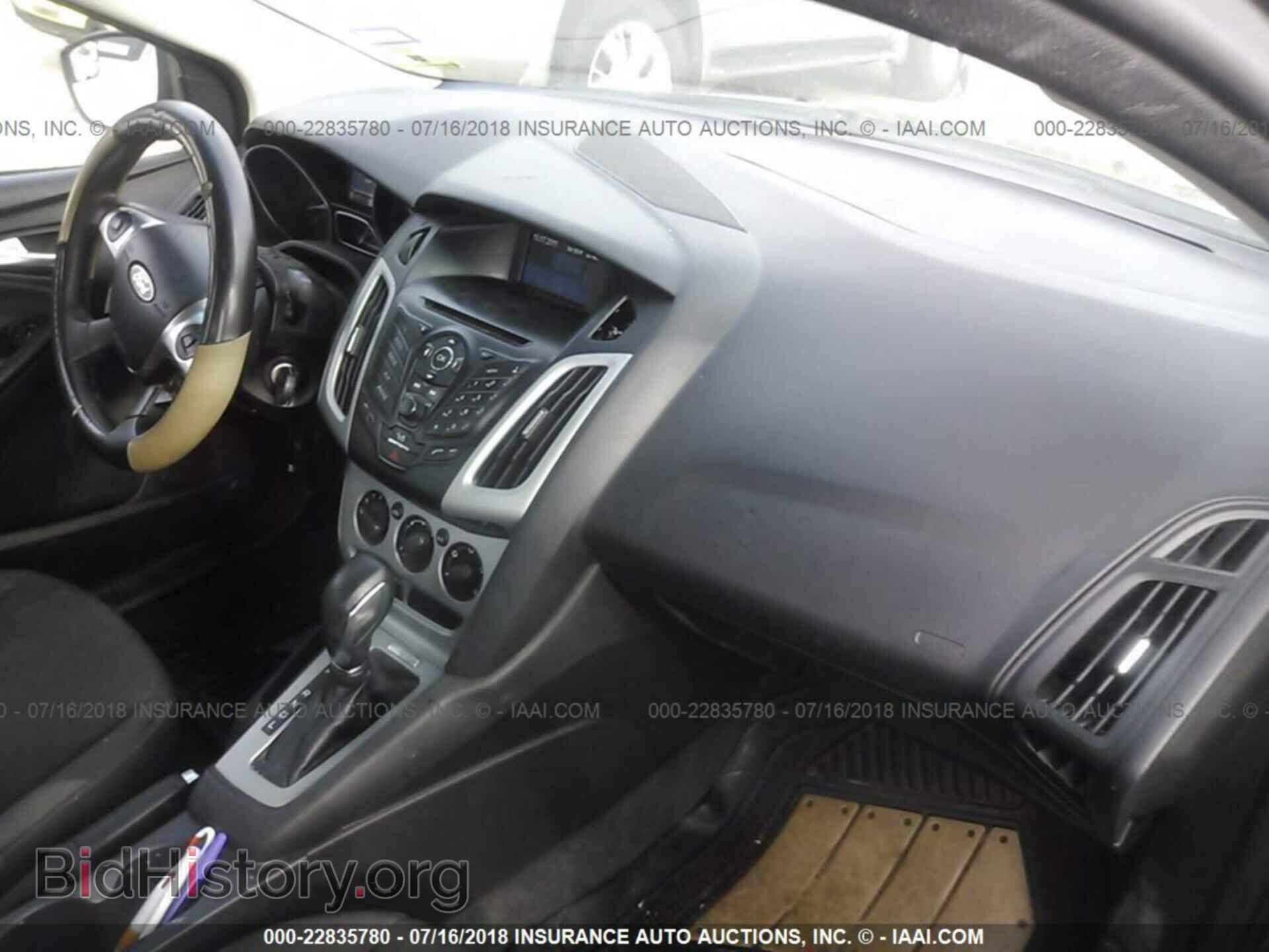 2012 Ford Focus - VIN: 1FAHP3F21CL156338 - Фото 5