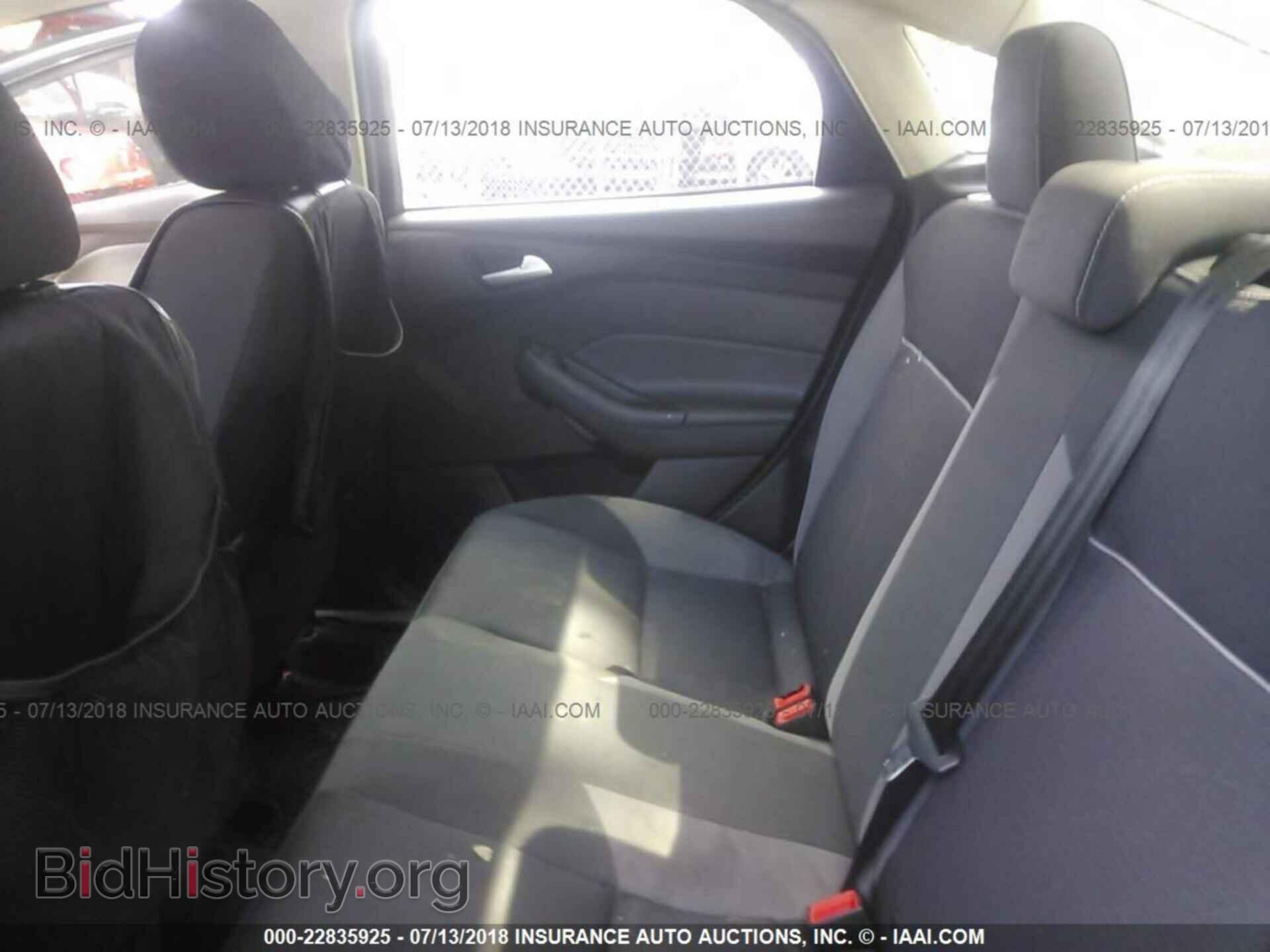 2013 Ford Focus - VIN: 1FADP3F29DL240410 - Photo 8