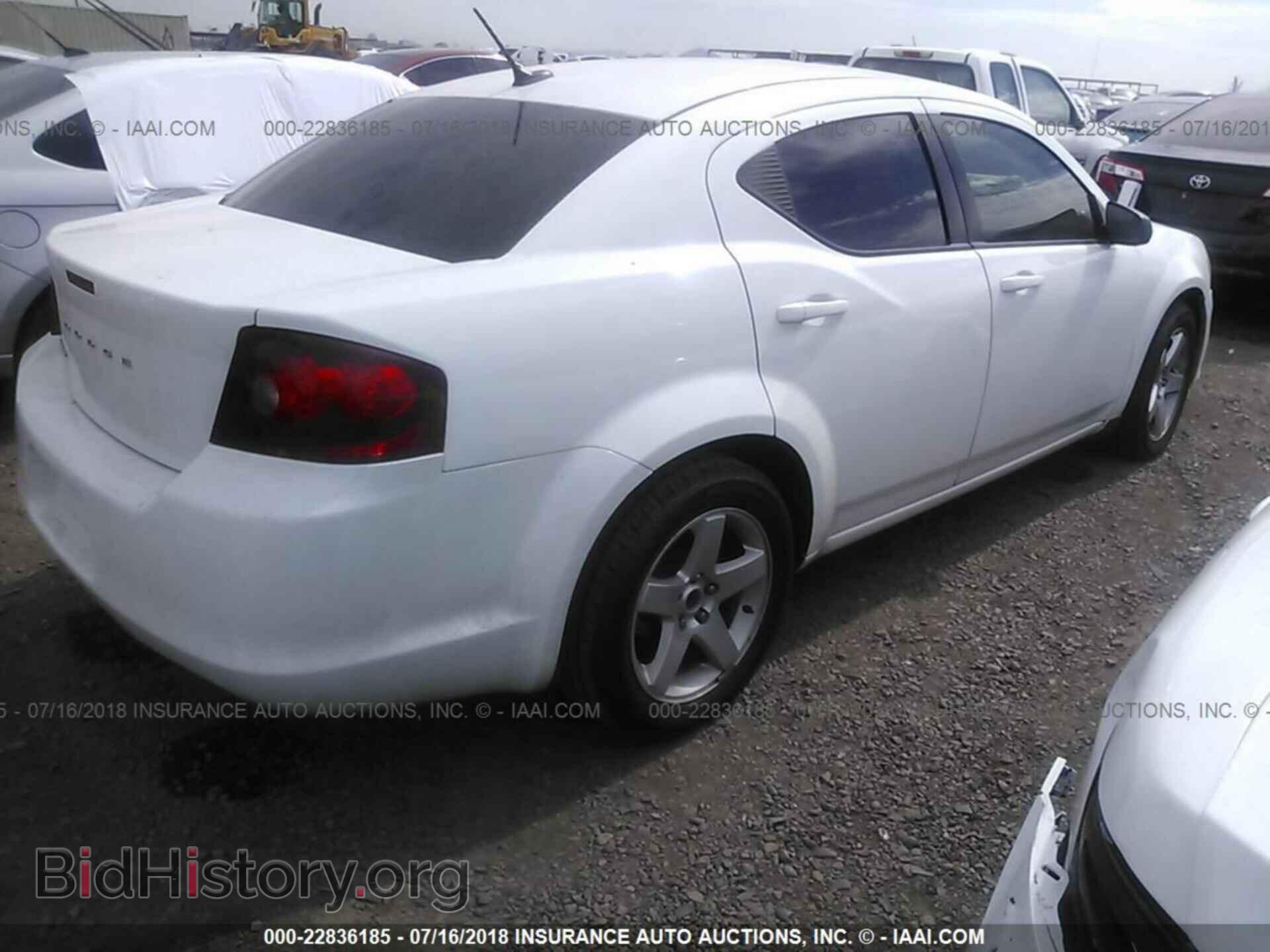 2013 Dodge Avenger - VIN: 1C3CDZABXDN537669 - Photo 4