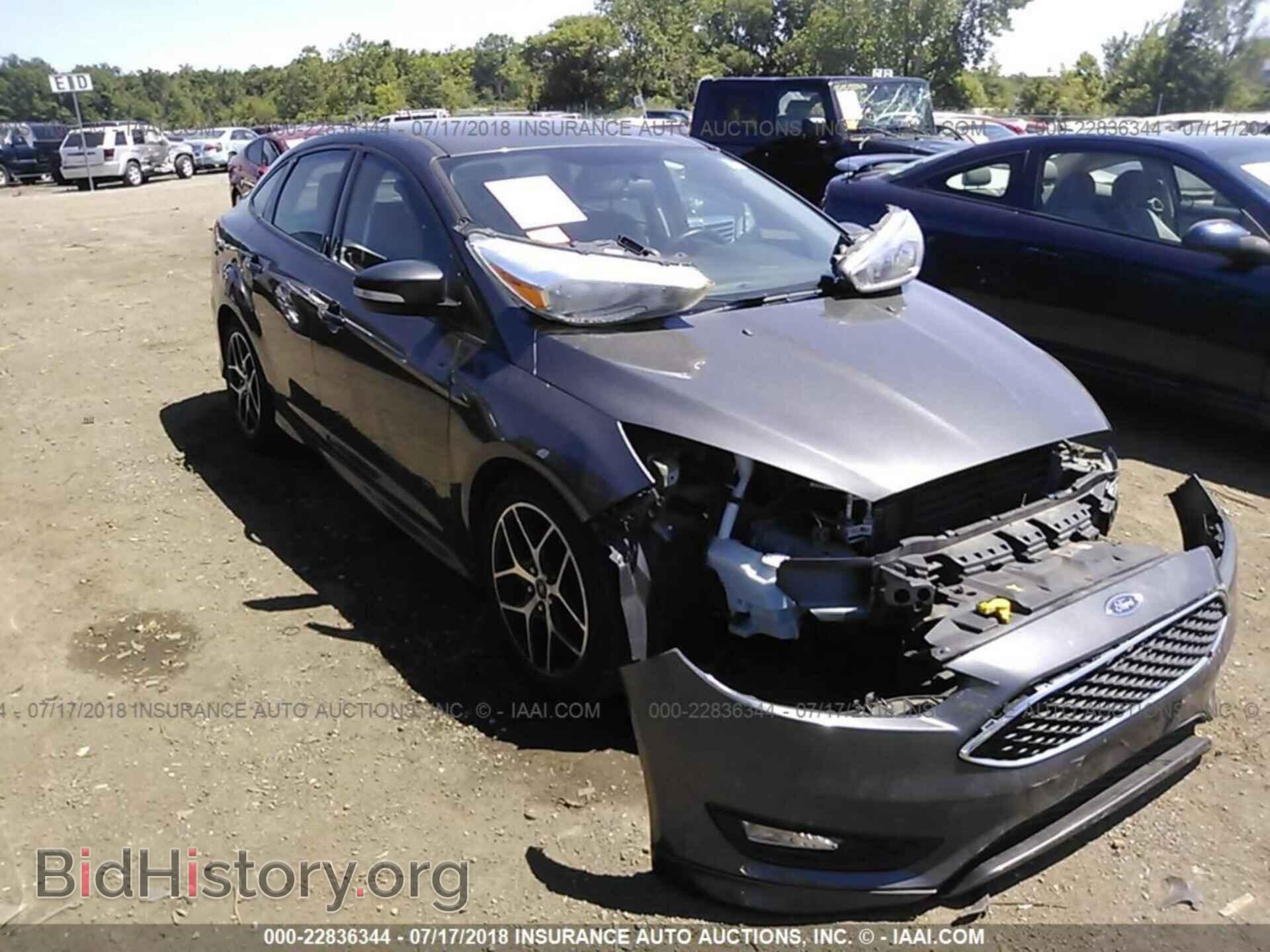 Фотография 1FADP3F21GL243323 - Ford Focus 2016