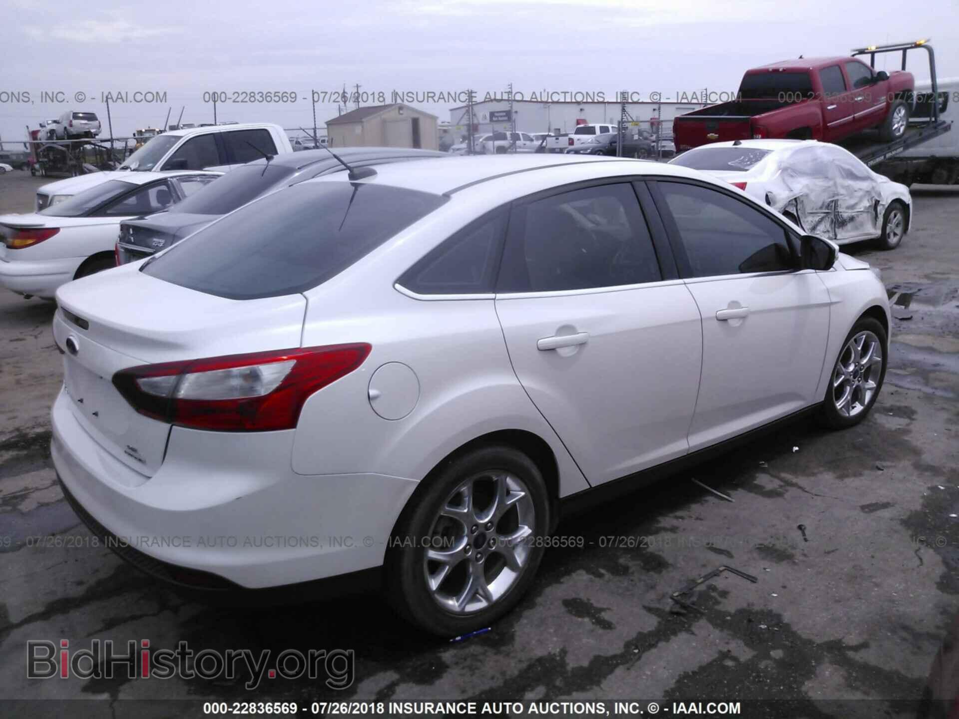 2012 Ford Focus - VIN: 1FAHP3H26CL378807 - Фото 4
