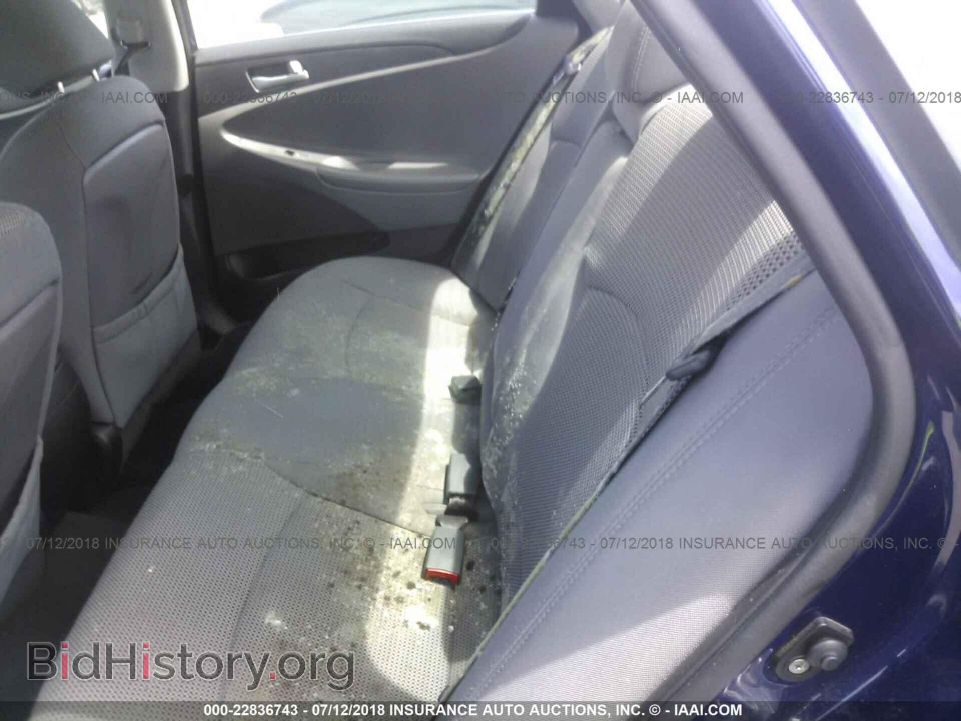 2012 Hyundai Sonata - VIN: 5NPEB4AC0CH320538 - Фото 8