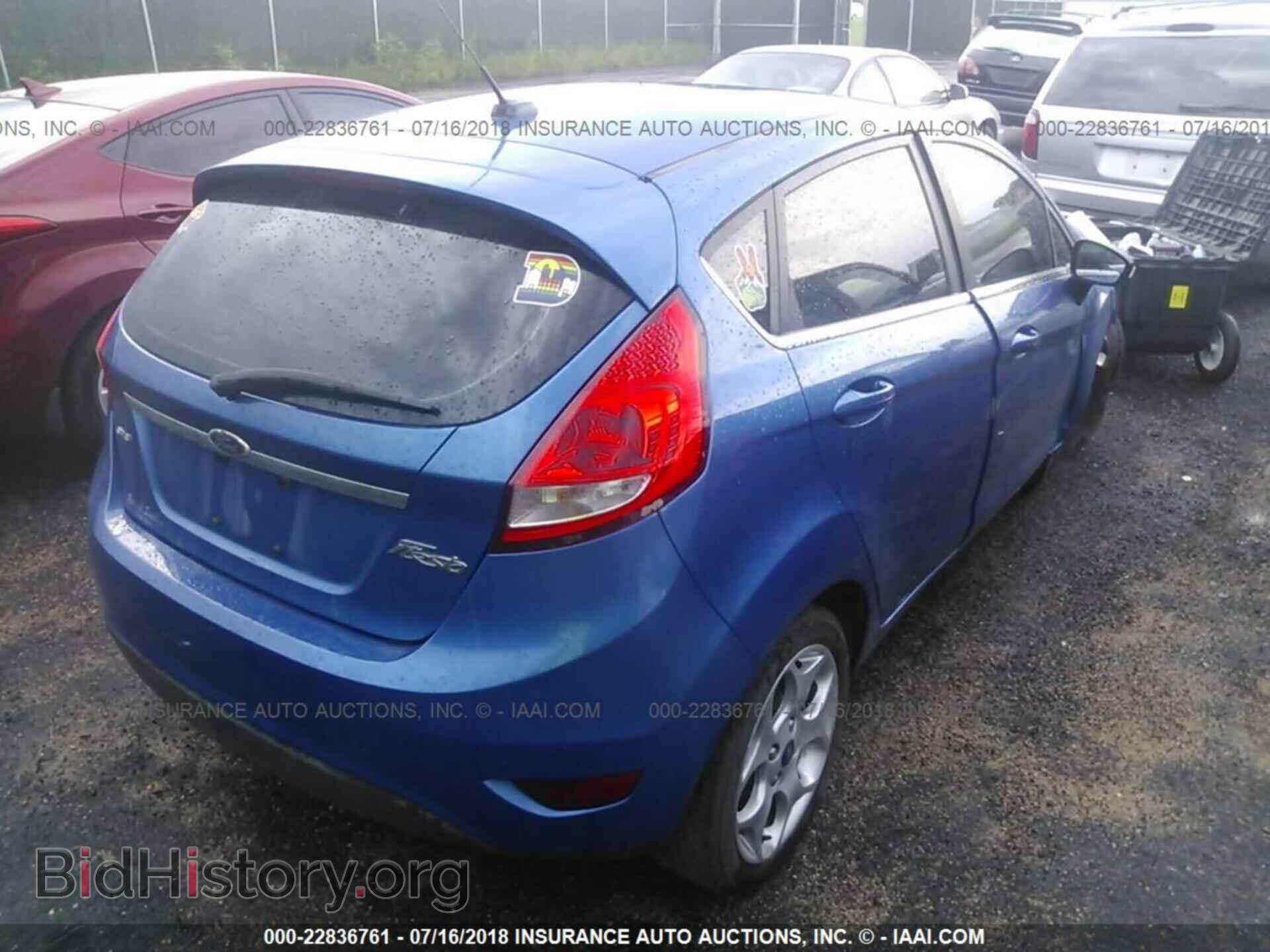 2011 Ford Fiesta - VIN: 3FADP4FJ4BM156830 - Фото 4