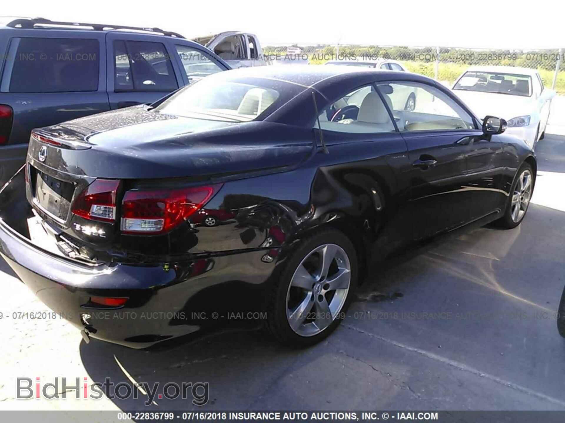 2011 Lexus Is - VIN: JTHFF2C26B2516452 - Photo 4