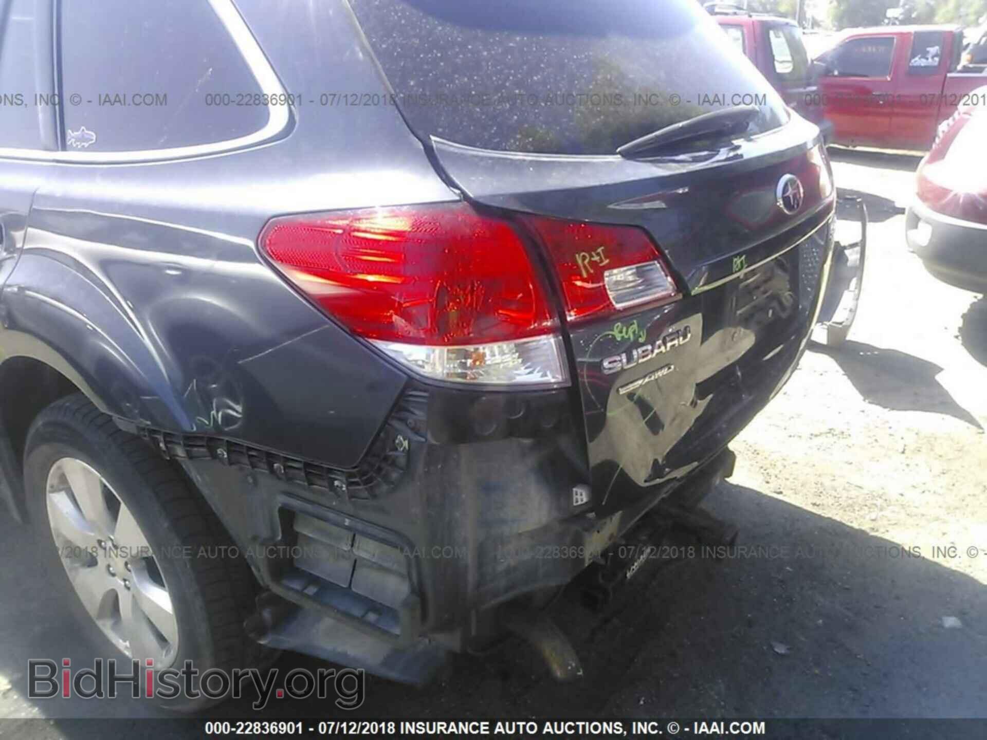 2011 Subaru Outback - VIN: 4S4BRBGC5B3317098 - Фото 6