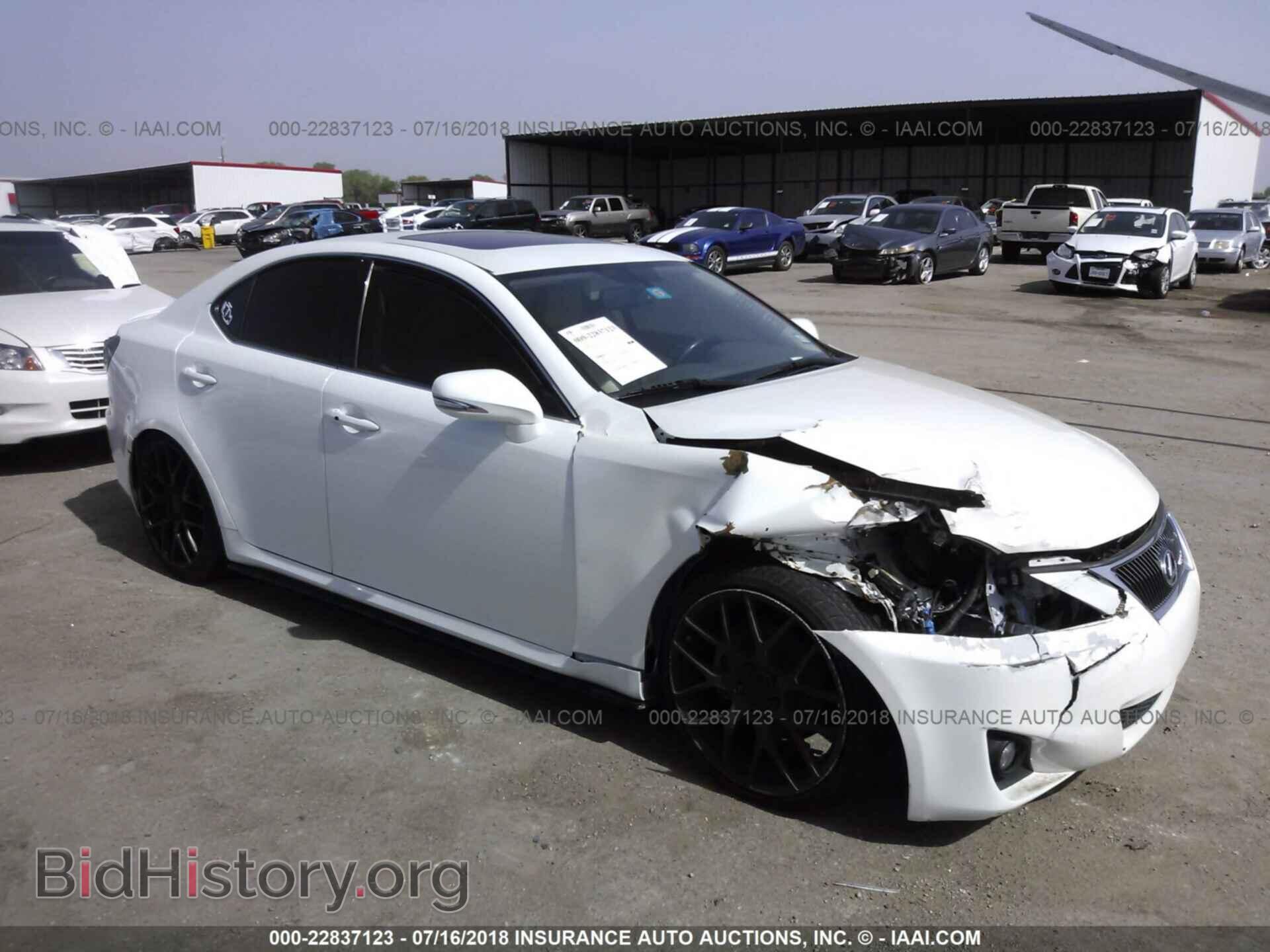 Photo JTHBF5C23C5168612 - Lexus Is 2012