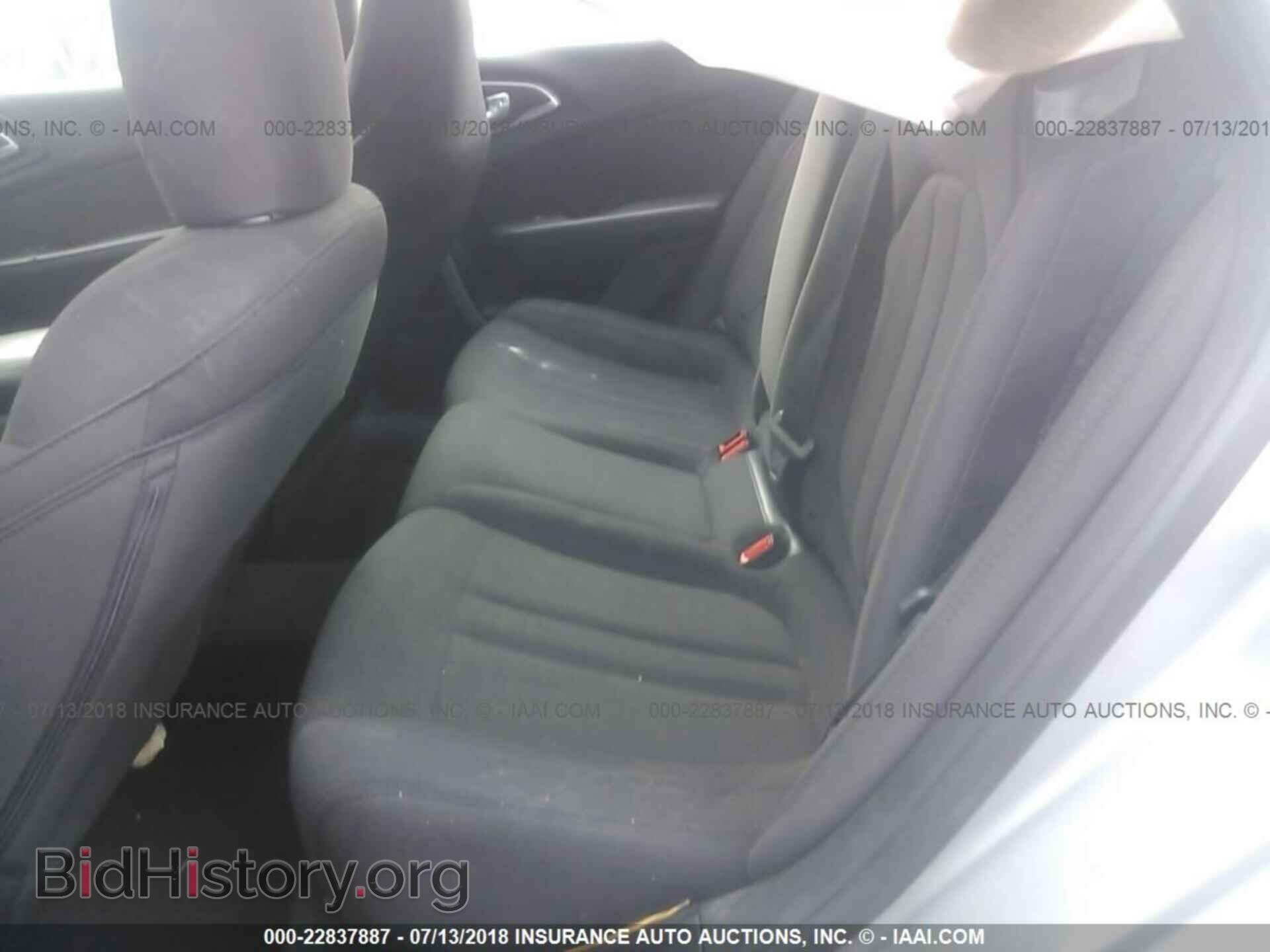2016 Chrysler 200 - VIN: 1C3CCCAB0GN103121 - Photo 8